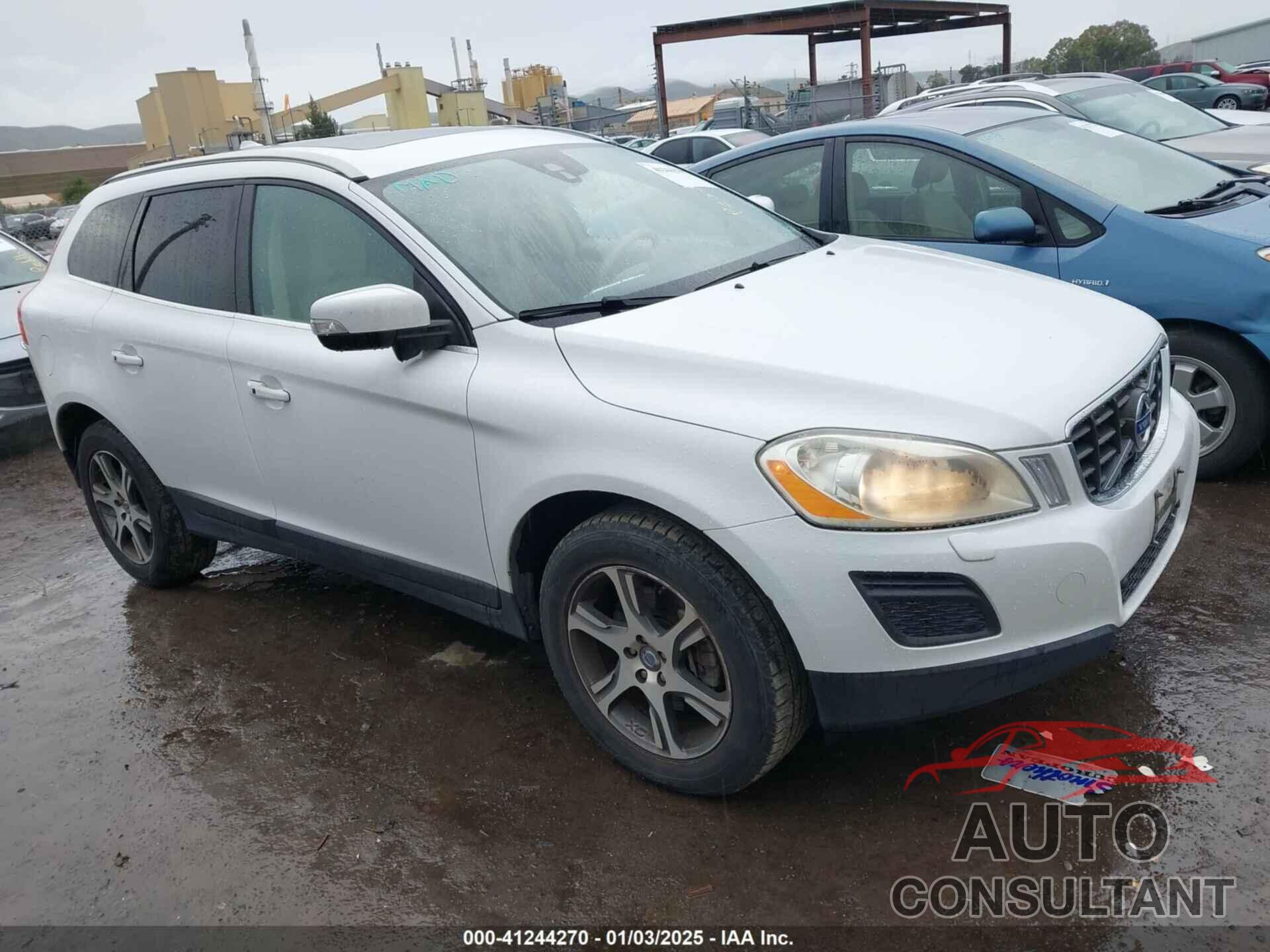 VOLVO XC60 2012 - YV4902DZ5C2310825