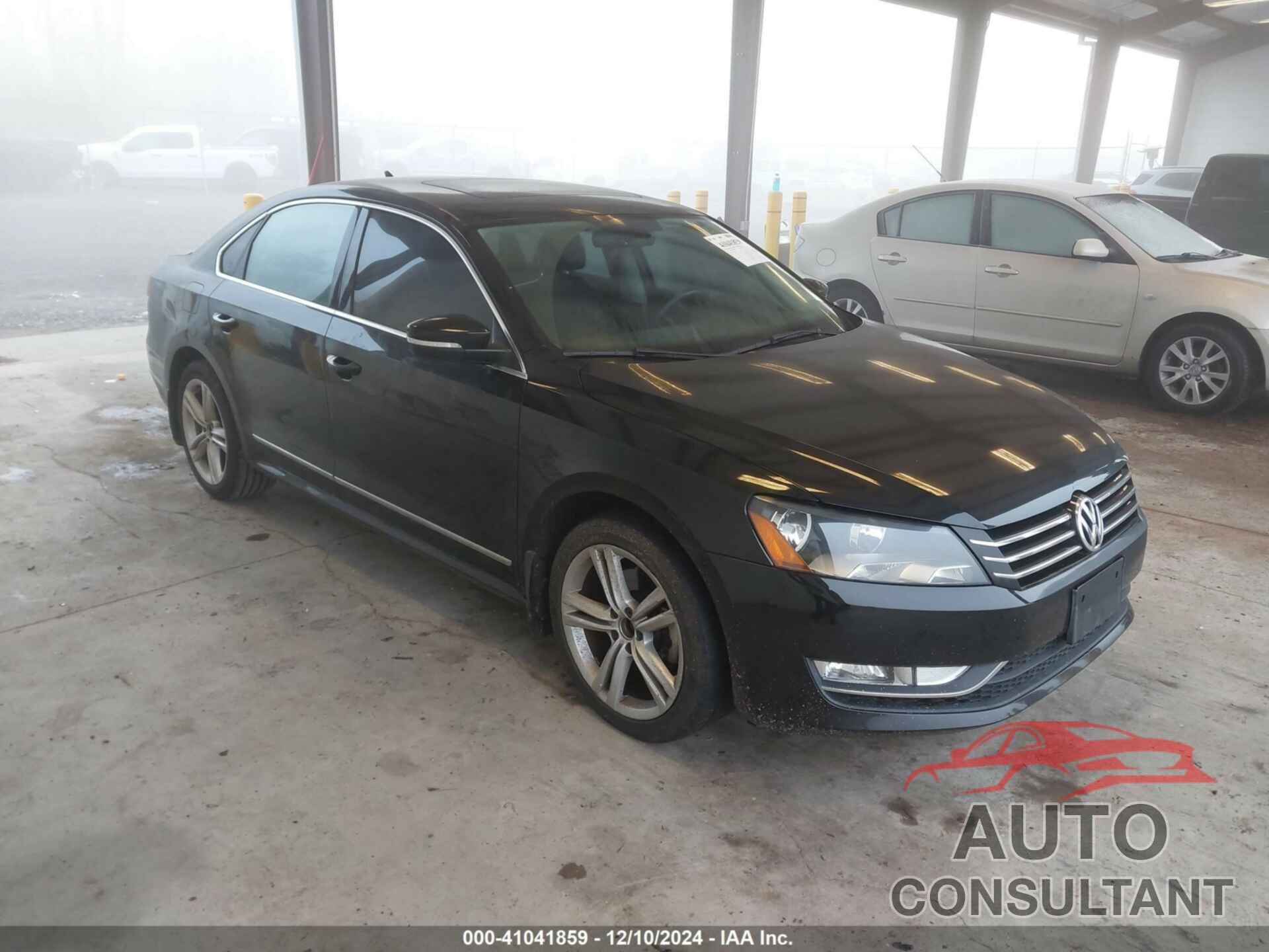 VOLKSWAGEN PASSAT 2015 - 1VWBT7A30FC009724