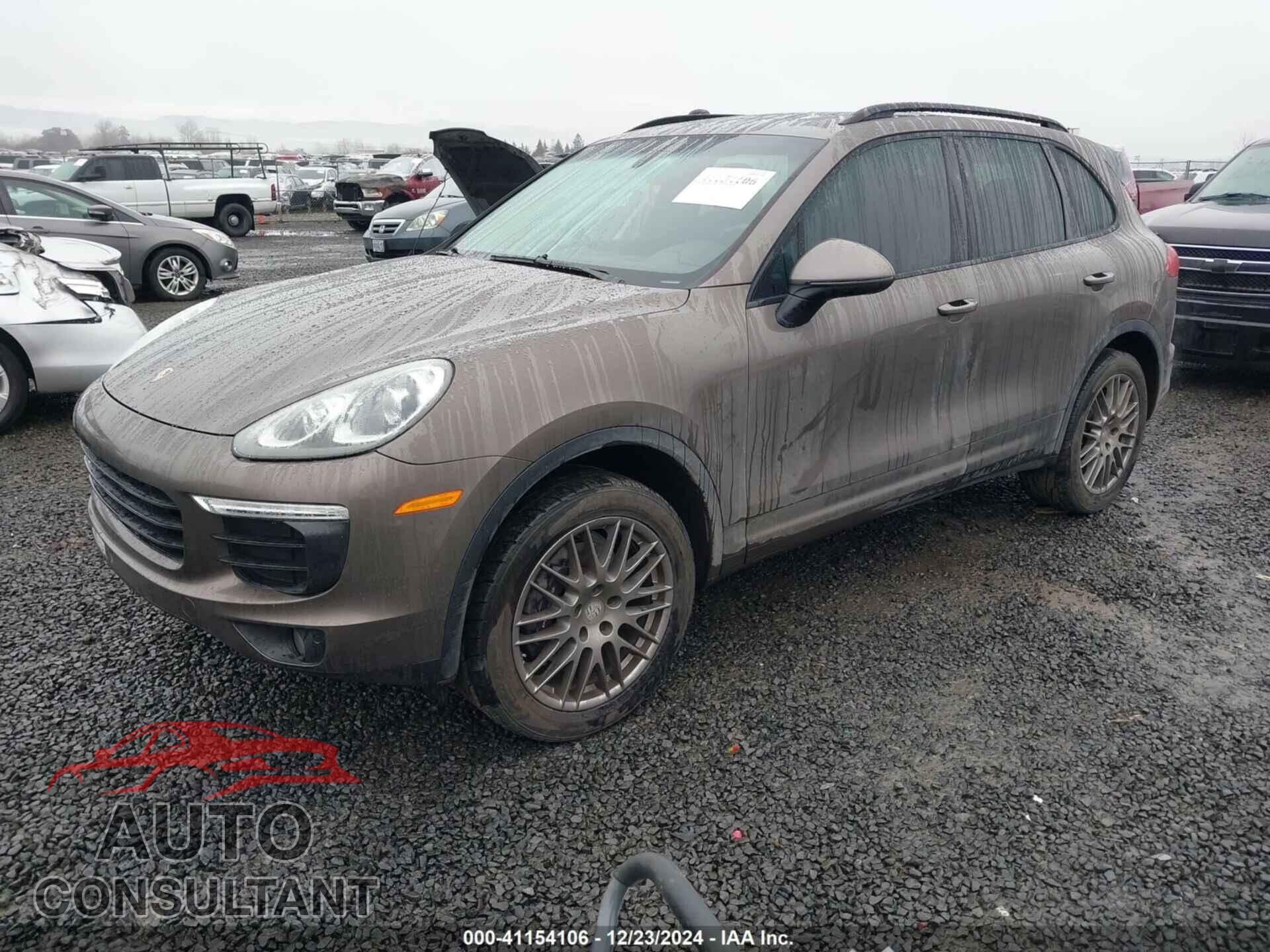 PORSCHE CAYENNE 2016 - WP1AA2A25GLA00869