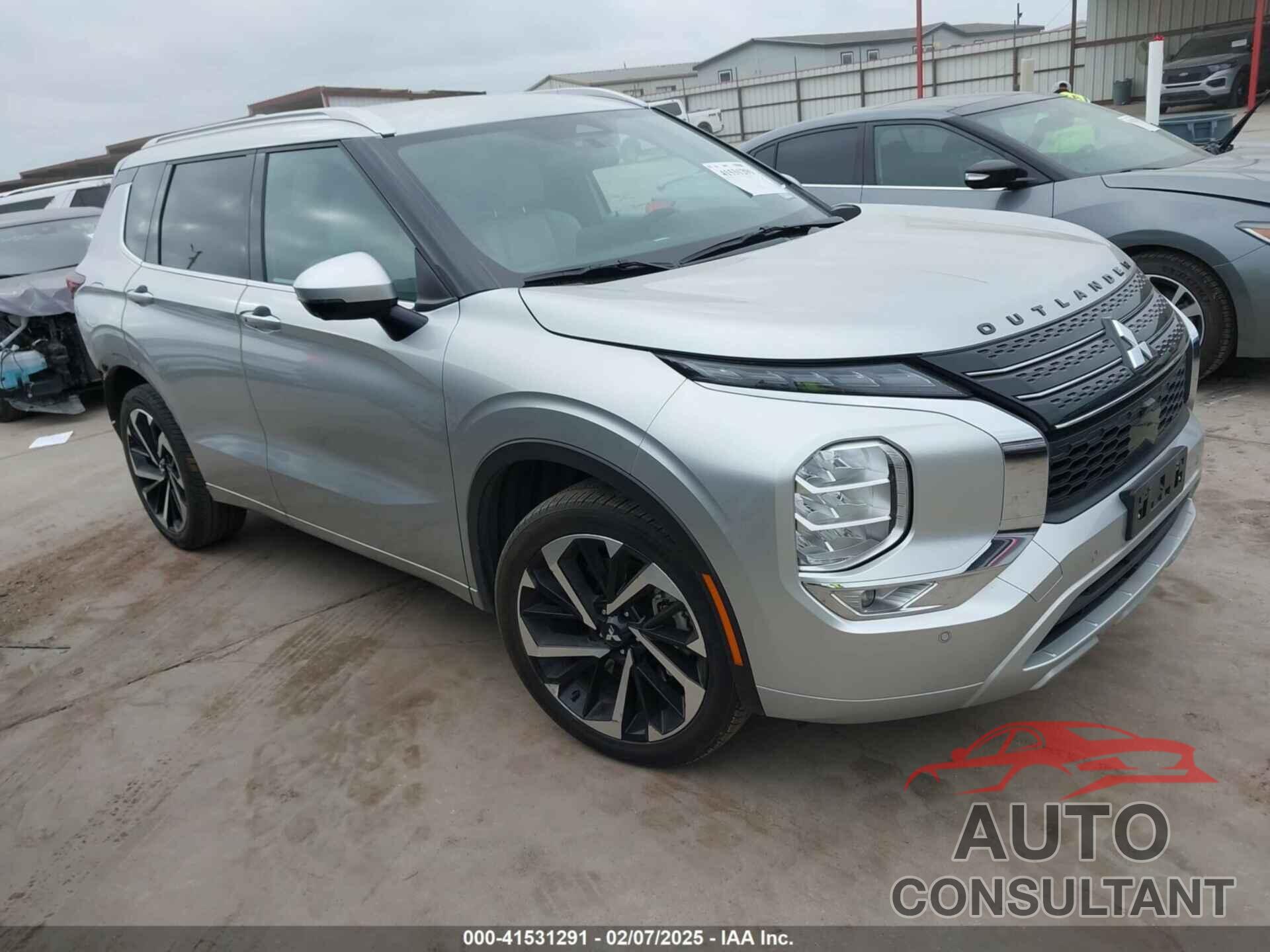 MITSUBISHI OUTLANDER 2024 - JA4J3WA88RZ045158