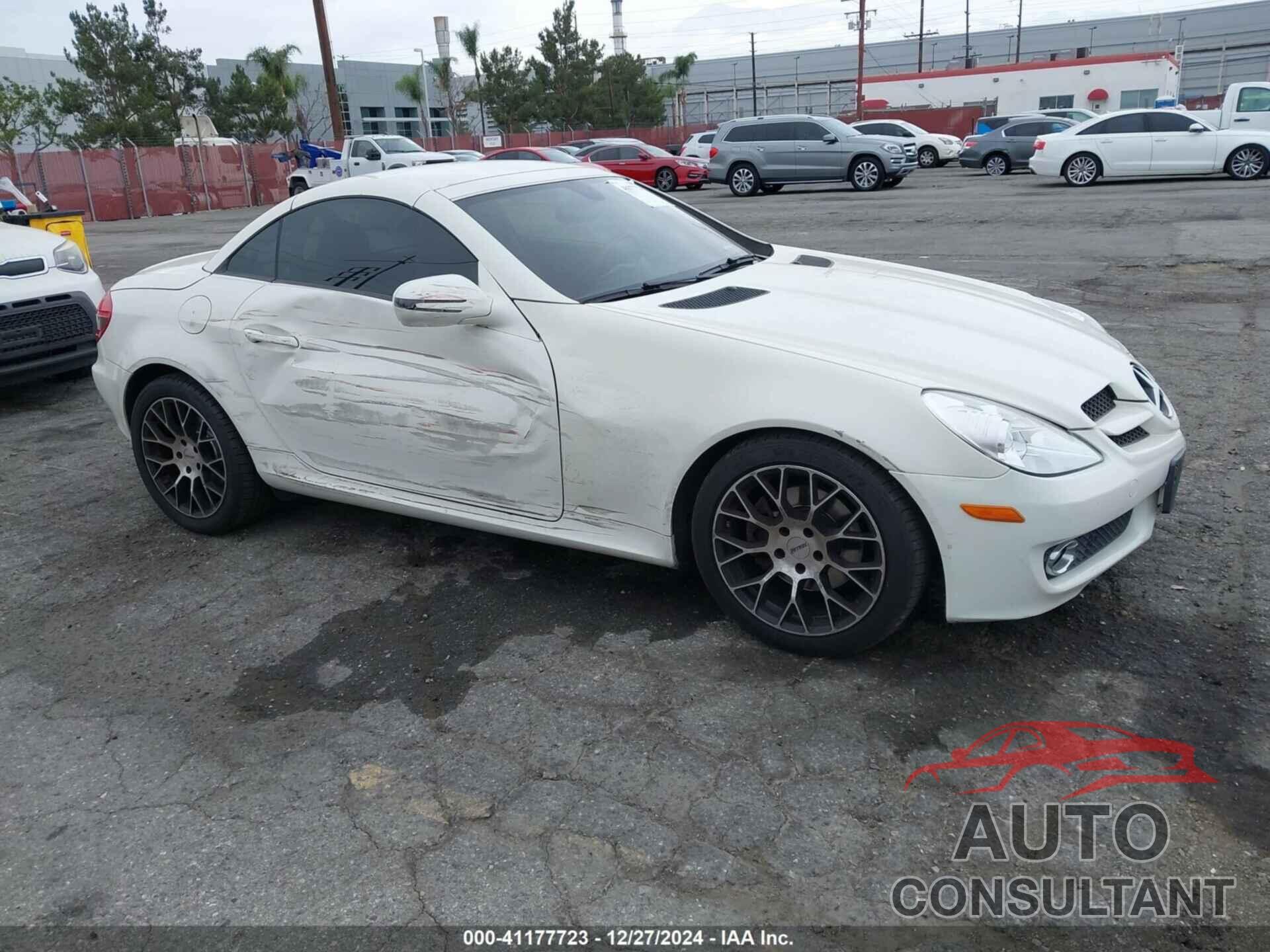 MERCEDES-BENZ SLK 300 2009 - WDBWK54F09F202586