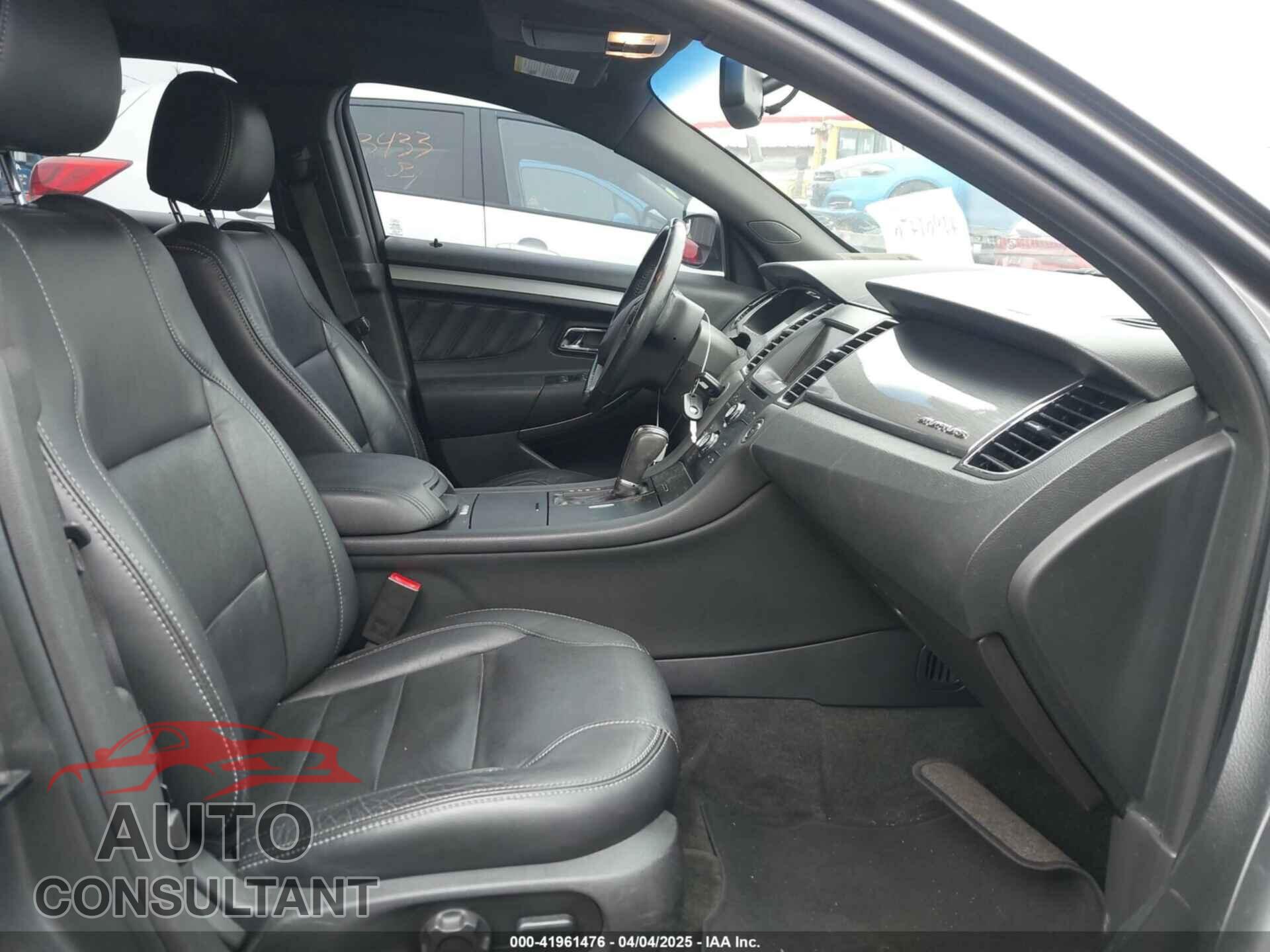 FORD TAURUS 2014 - 1FAHP2E85EG100107