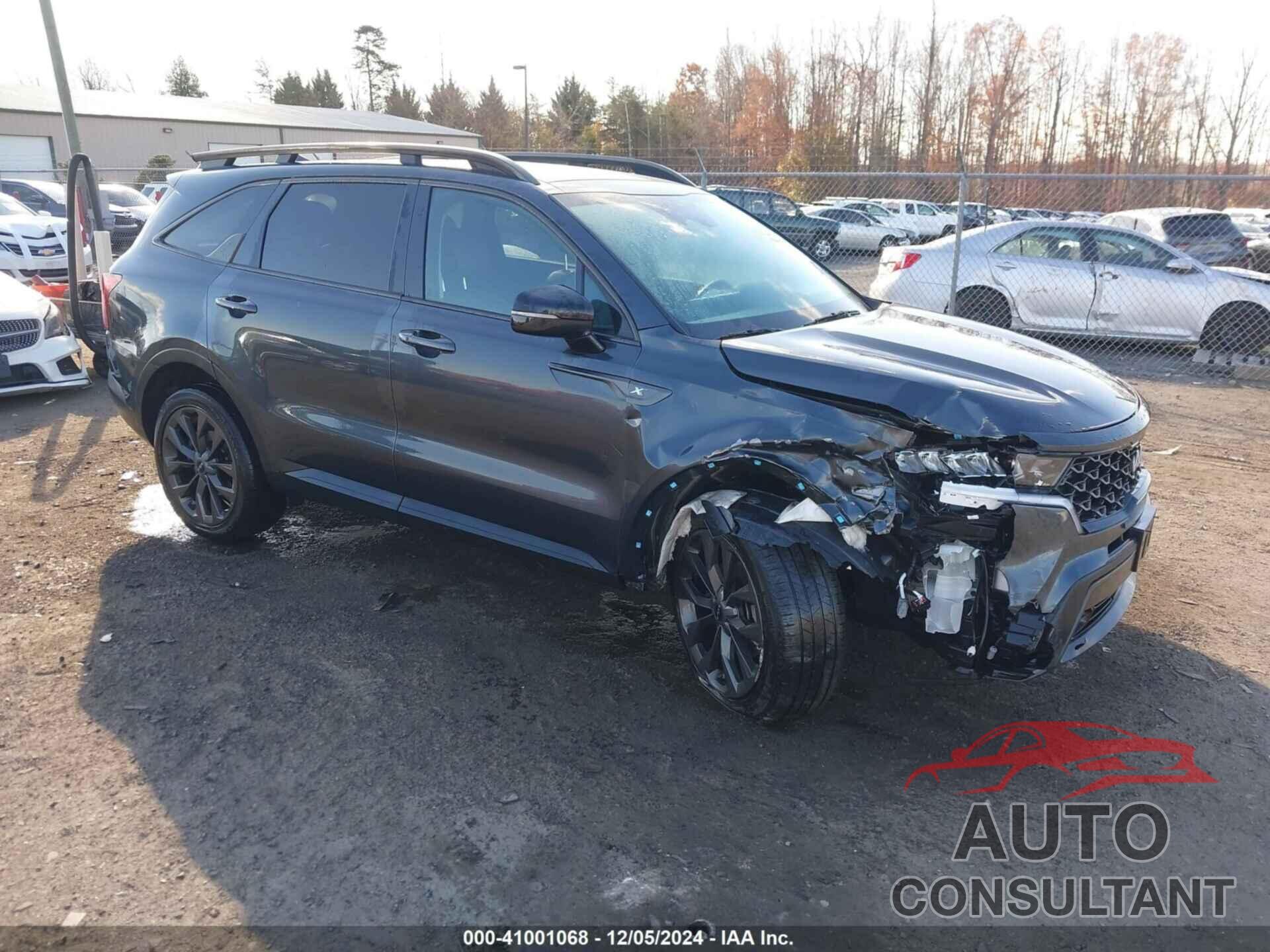 KIA SORENTO 2023 - 5XYRHDLF1PG200042