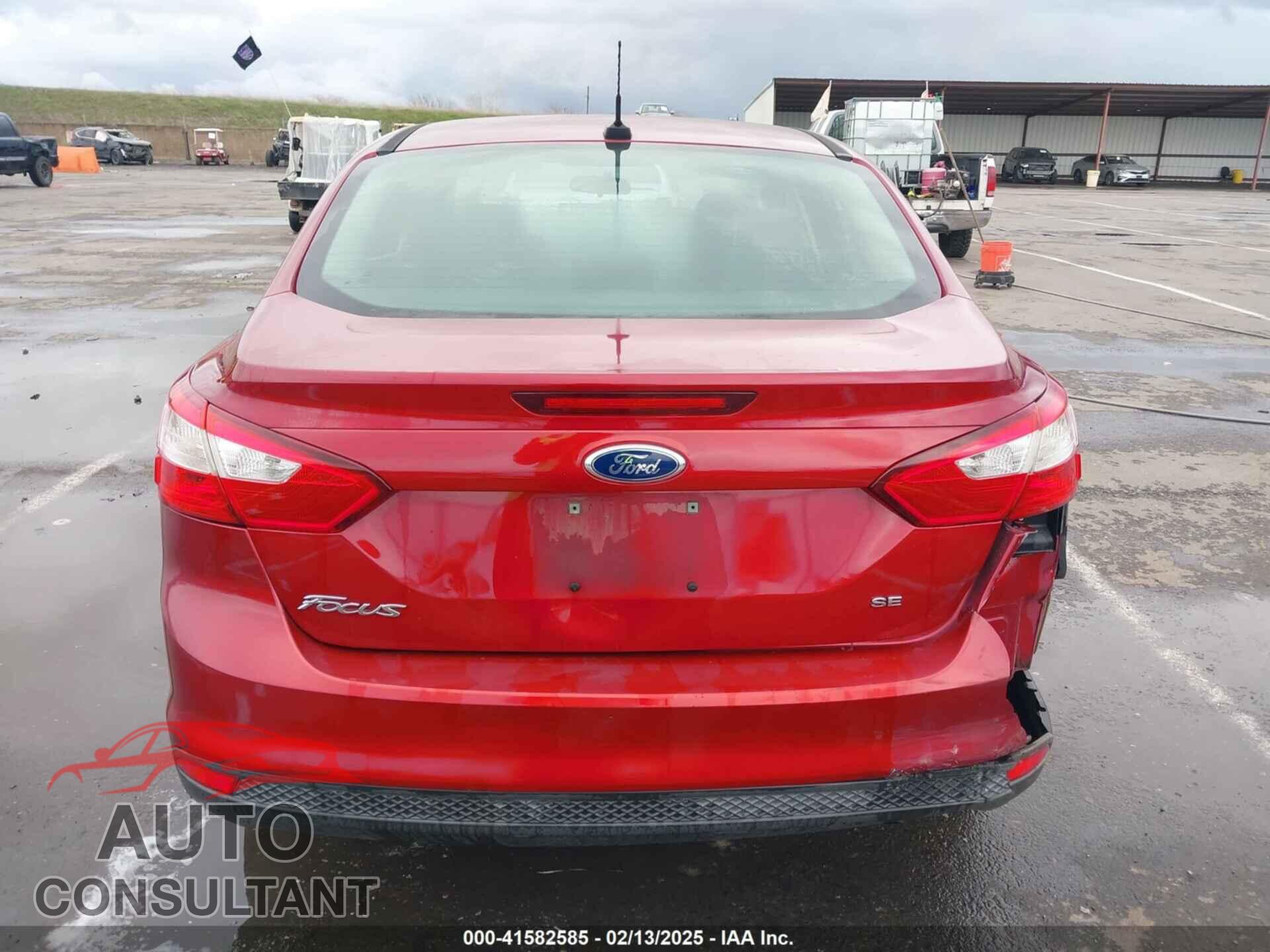 FORD FOCUS 2014 - 1FADP3F22EL112110