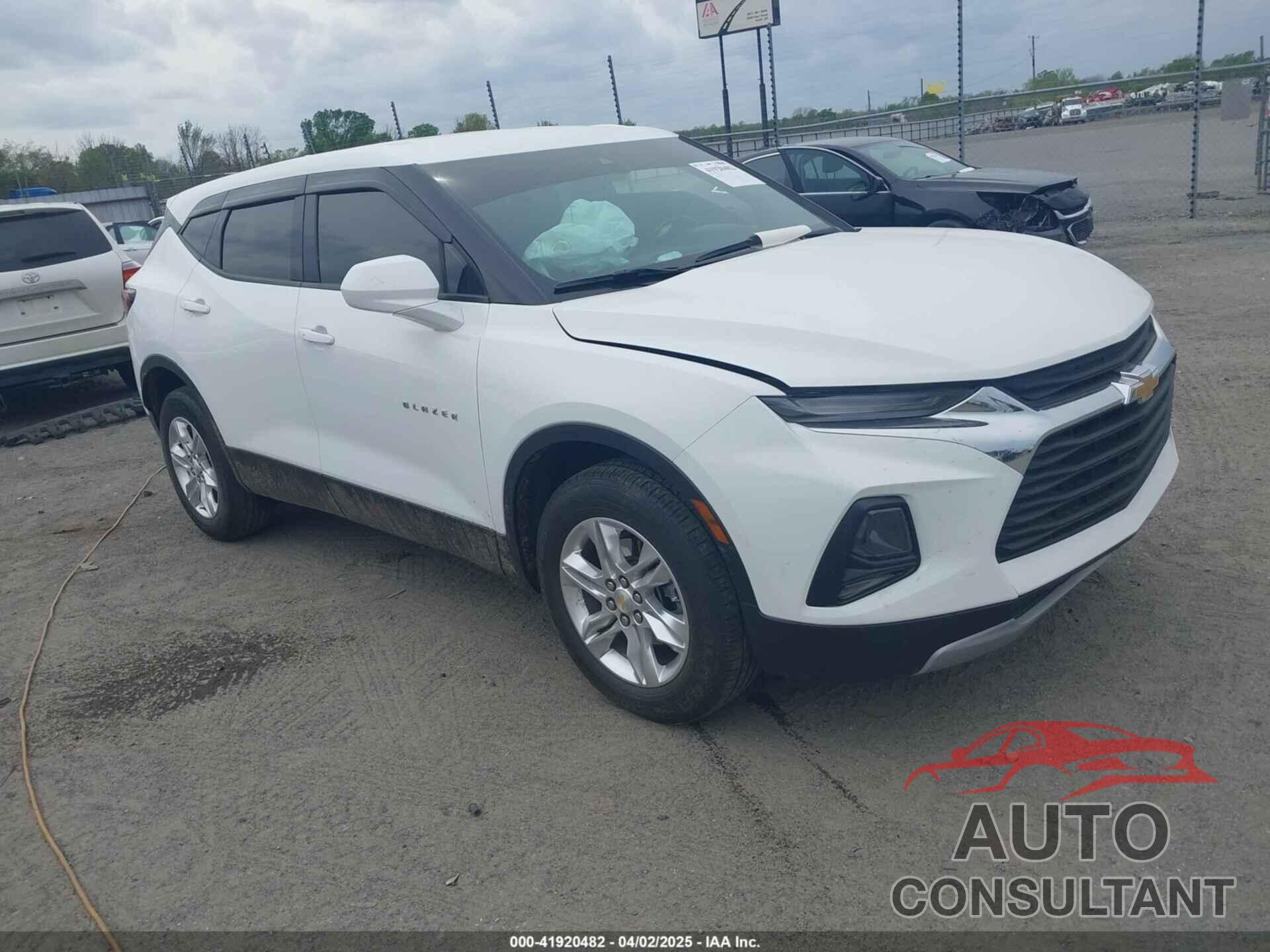 CHEVROLET BLAZER 2022 - 3GNKBCR48NS208791