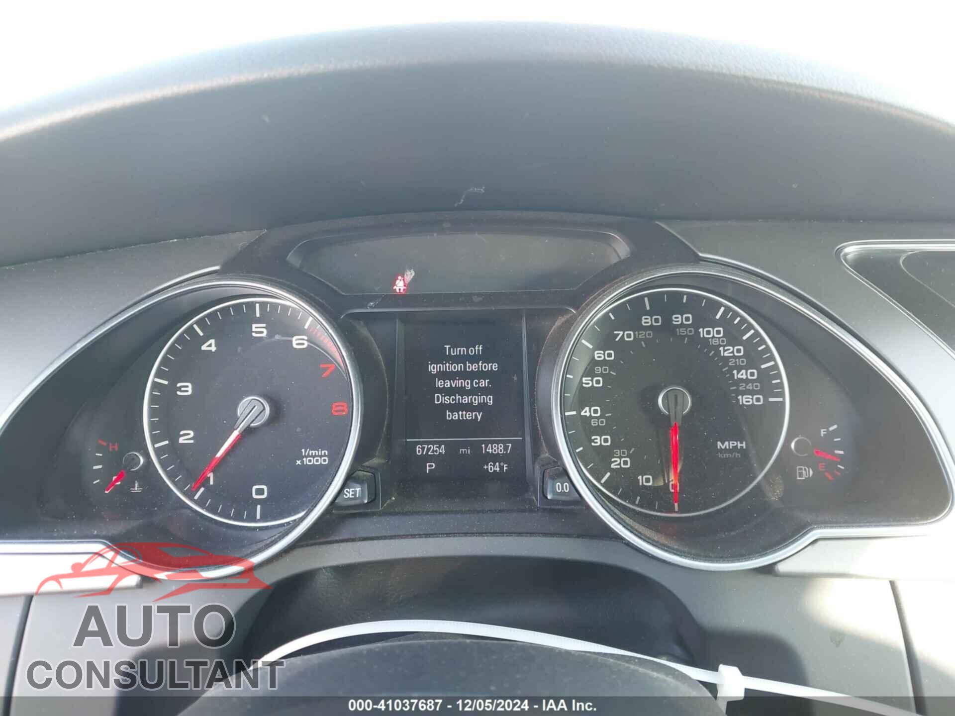 AUDI A5 2013 - WAULFAFH7DN008939