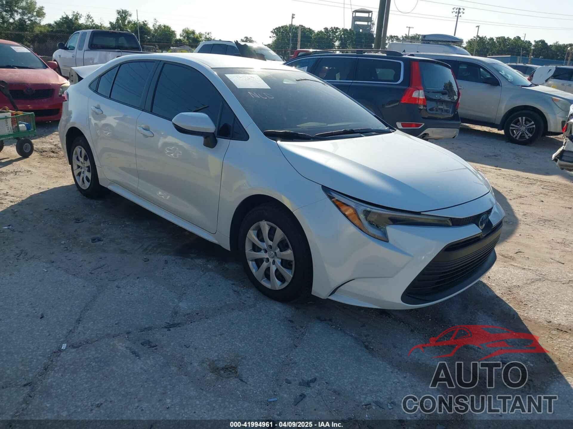 TOYOTA COROLLA 2024 - JTDBCMFE2R3048539