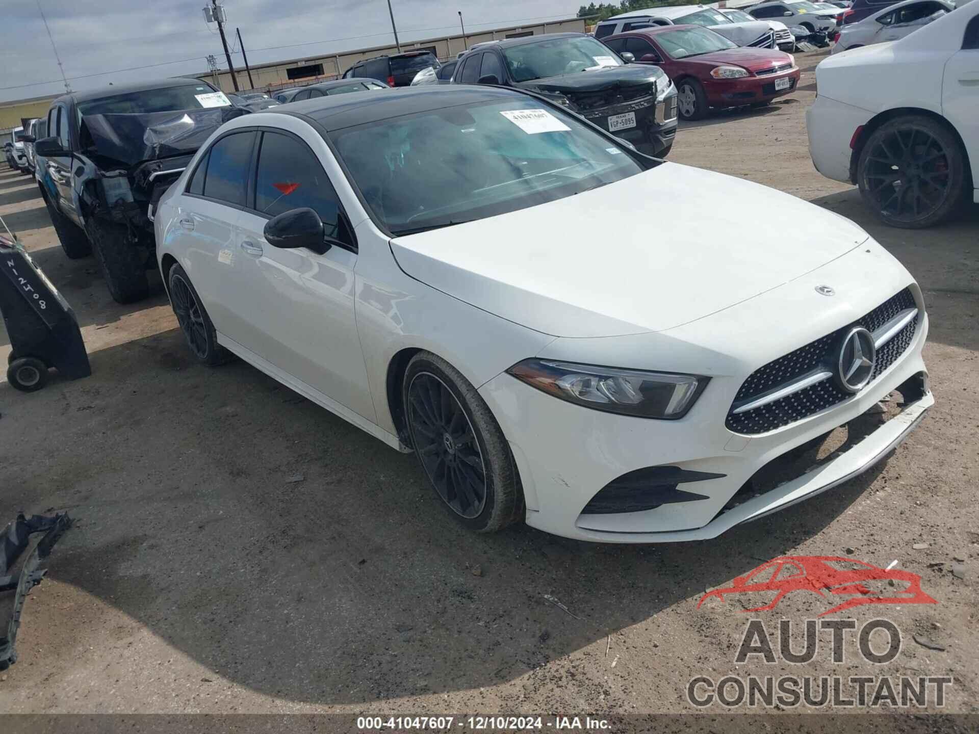 MERCEDES-BENZ A 220 2022 - W1K3G4EB1NJ363294