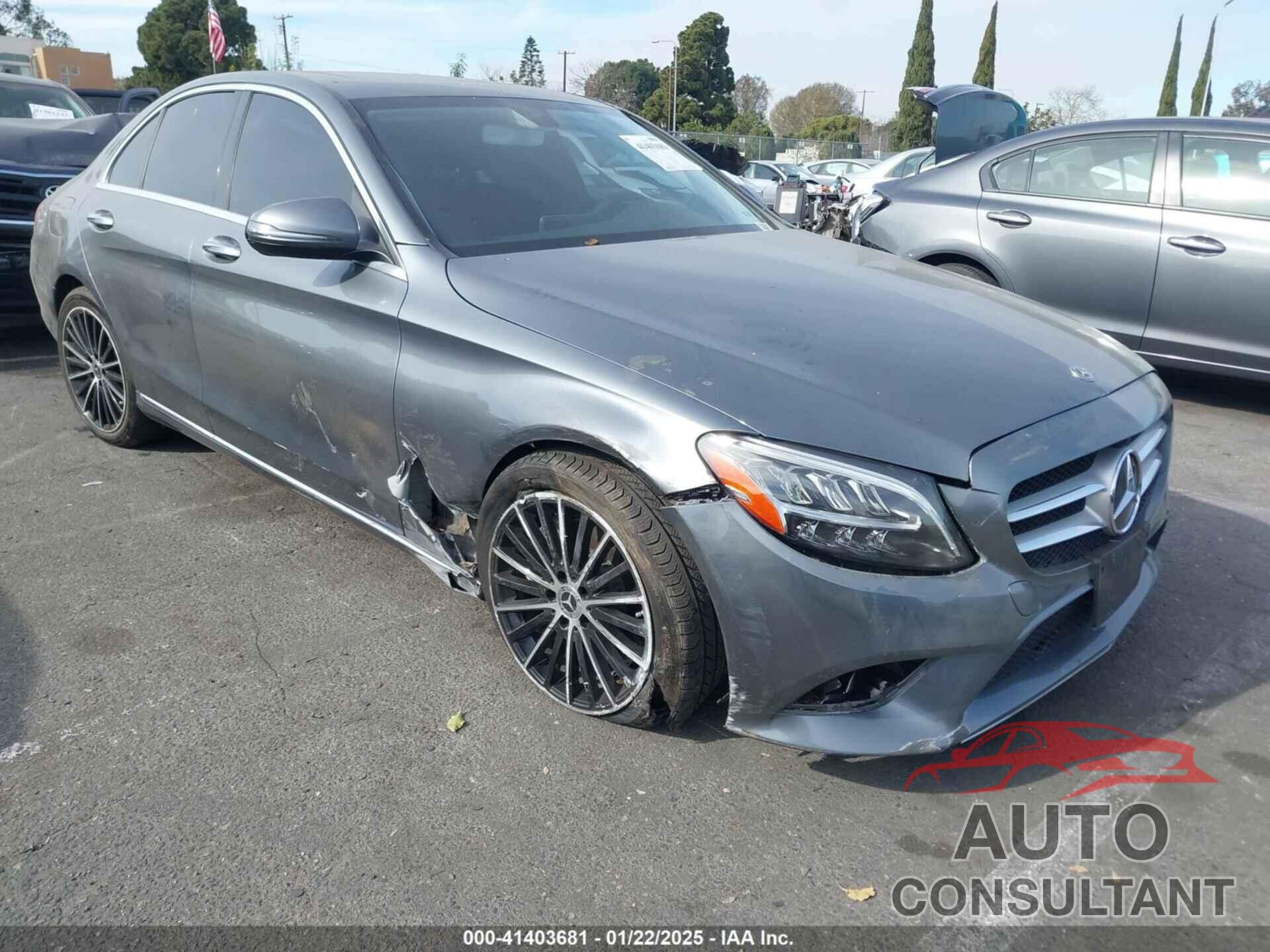 MERCEDES-BENZ C 300 2019 - 55SWF8DBXKU295243