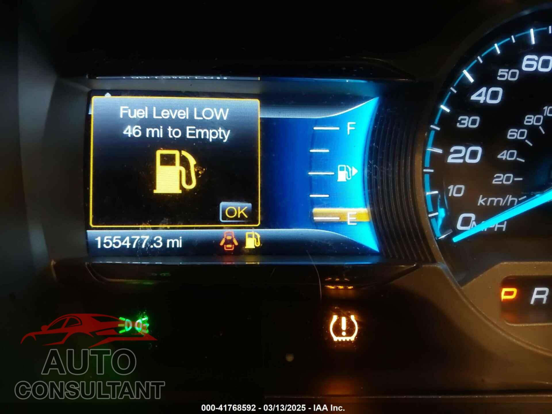 FORD TAURUS 2017 - 1FAHP2F82HG109592