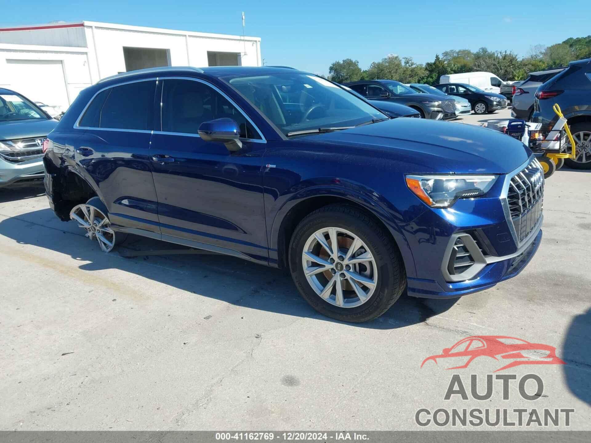 AUDI Q3 2021 - WA1DECF34M1036483