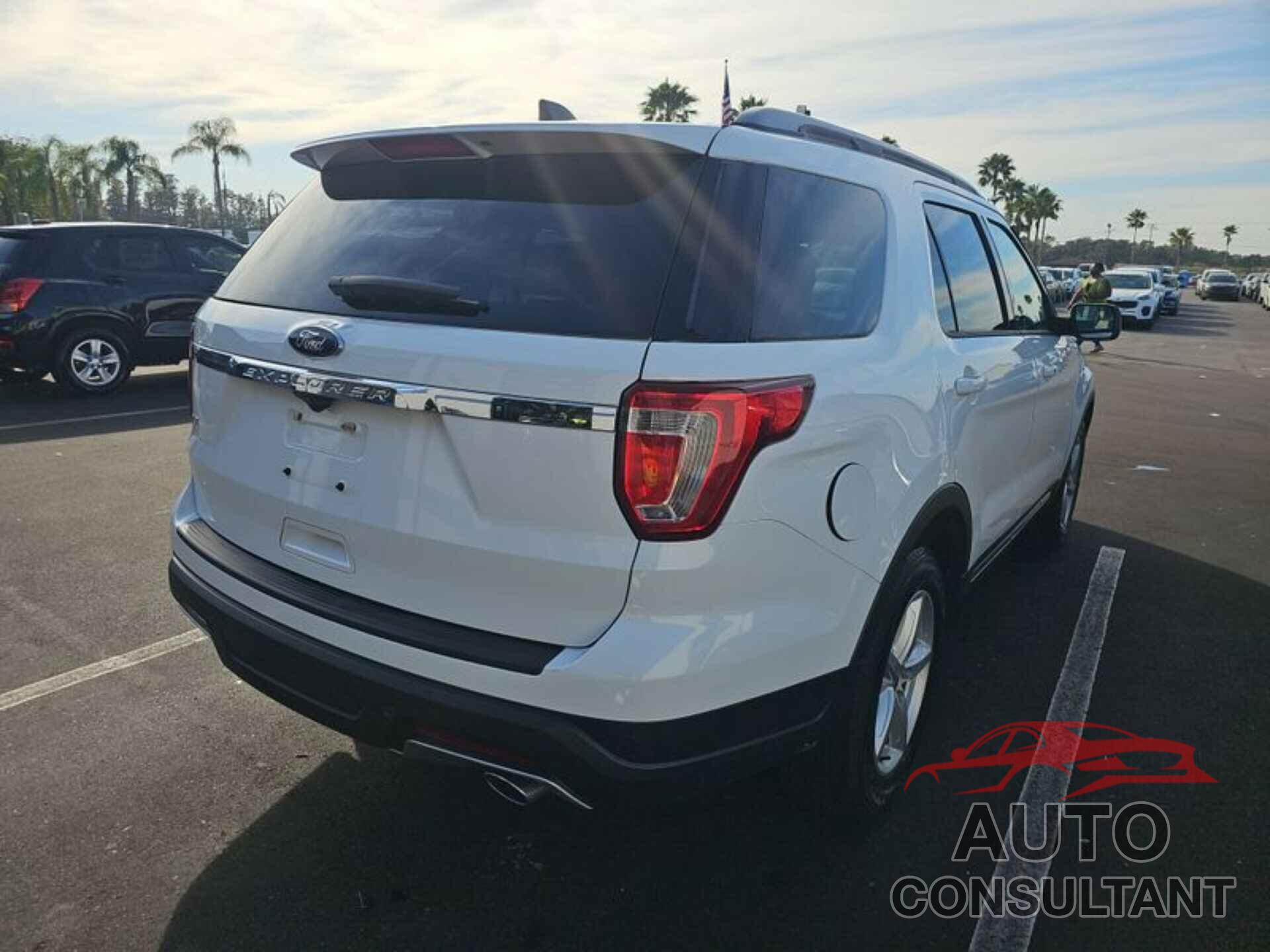FORD EXPLORER 2018 - 1FM5K7D84JGA30437