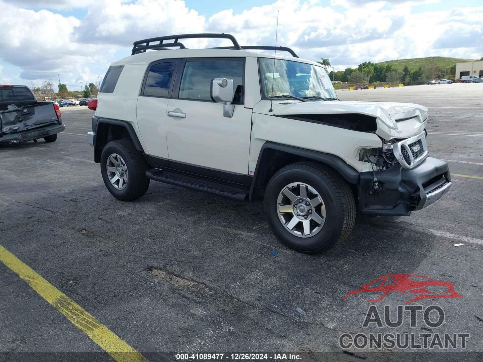 TOYOTA FJ CRUISER 2014 - JTEBU4BF5EK206623