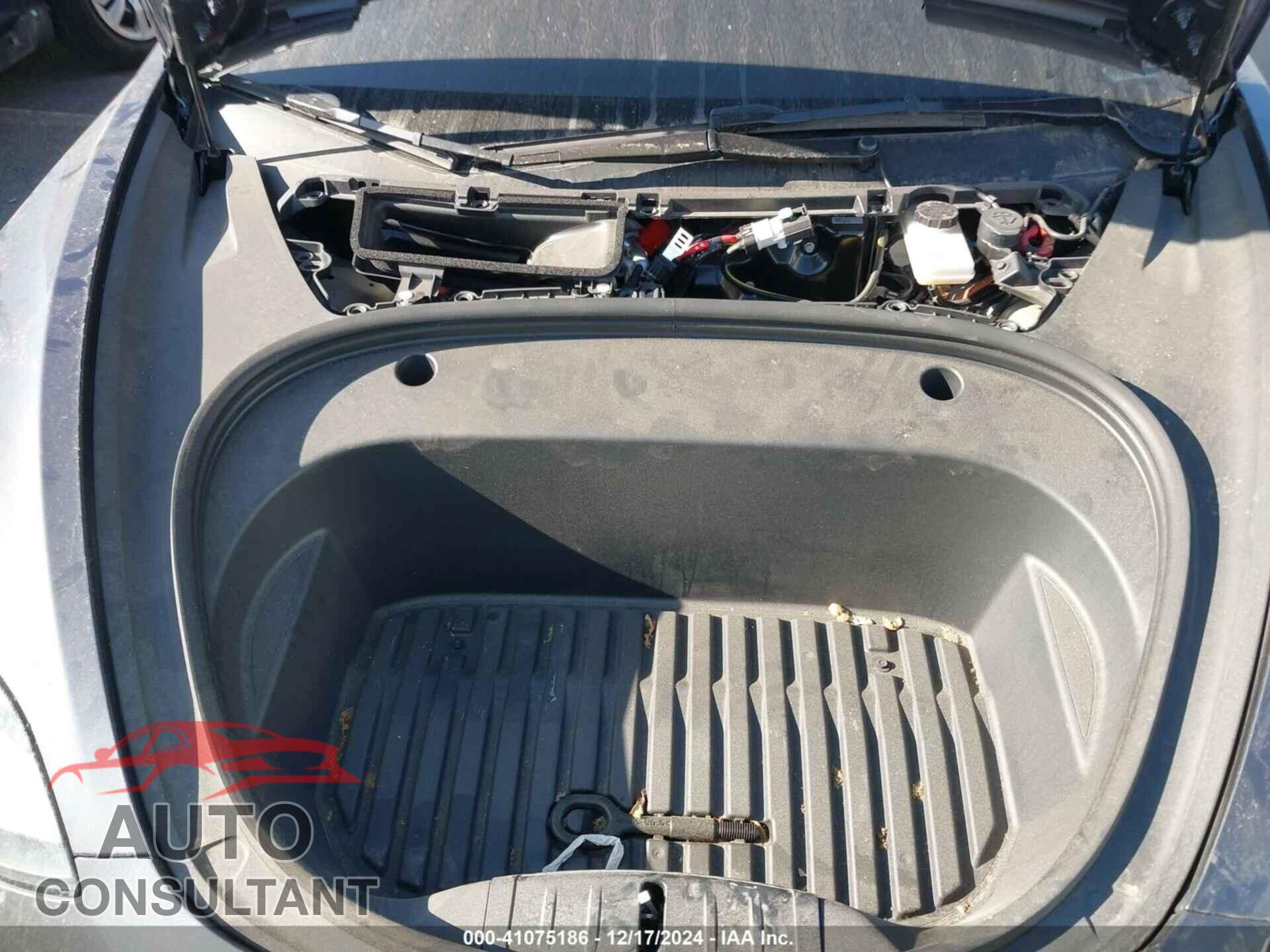 TESLA MODEL 3 2023 - 5YJ3E1EA7PF652860