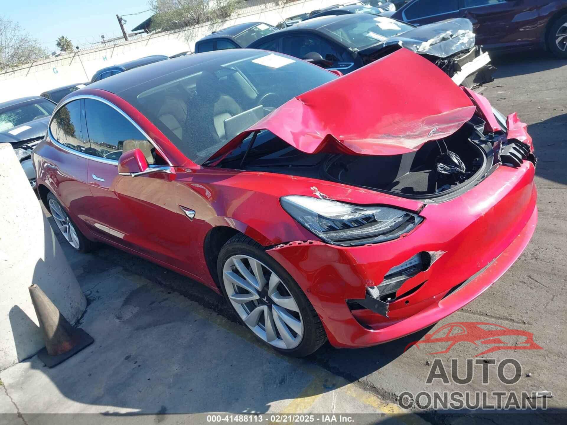 TESLA MODEL 3 2018 - 5YJ3E1EA5JF102838