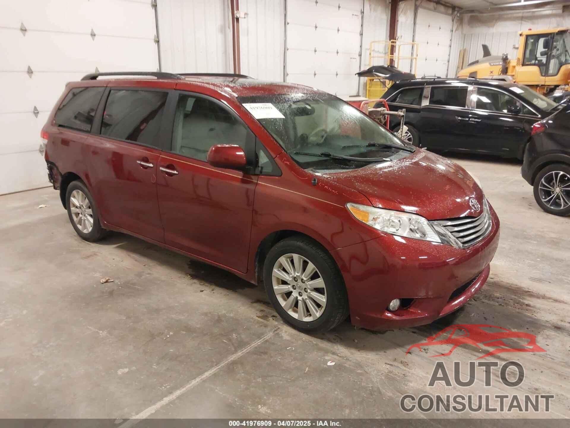 TOYOTA SIENNA 2014 - 5TDDK3DC0ES094175