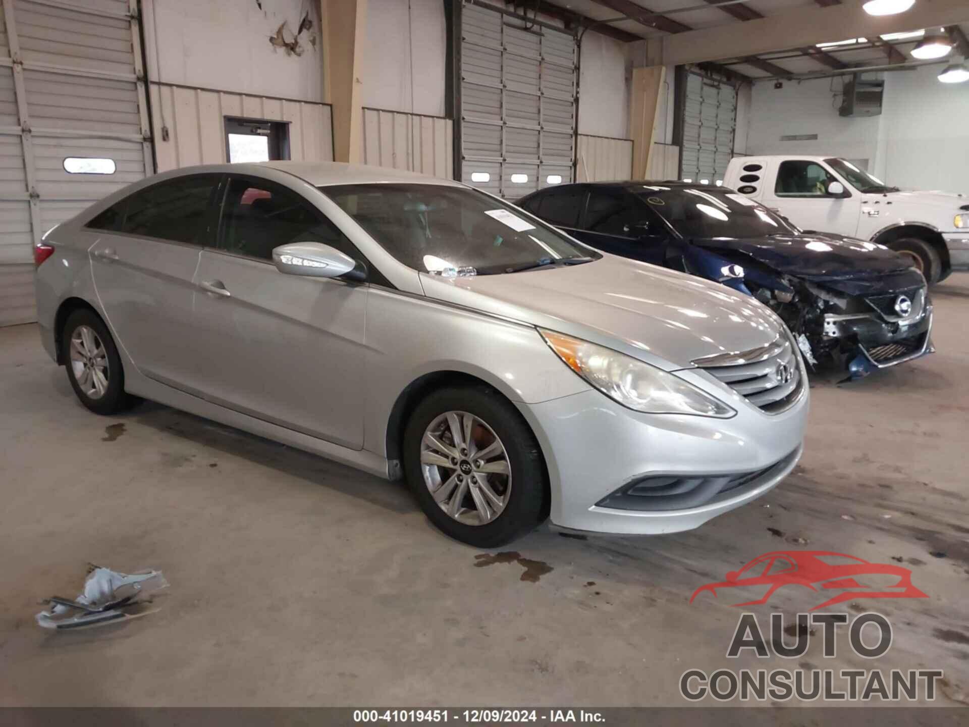 HYUNDAI SONATA 2014 - 5NPEB4AC3EH855012