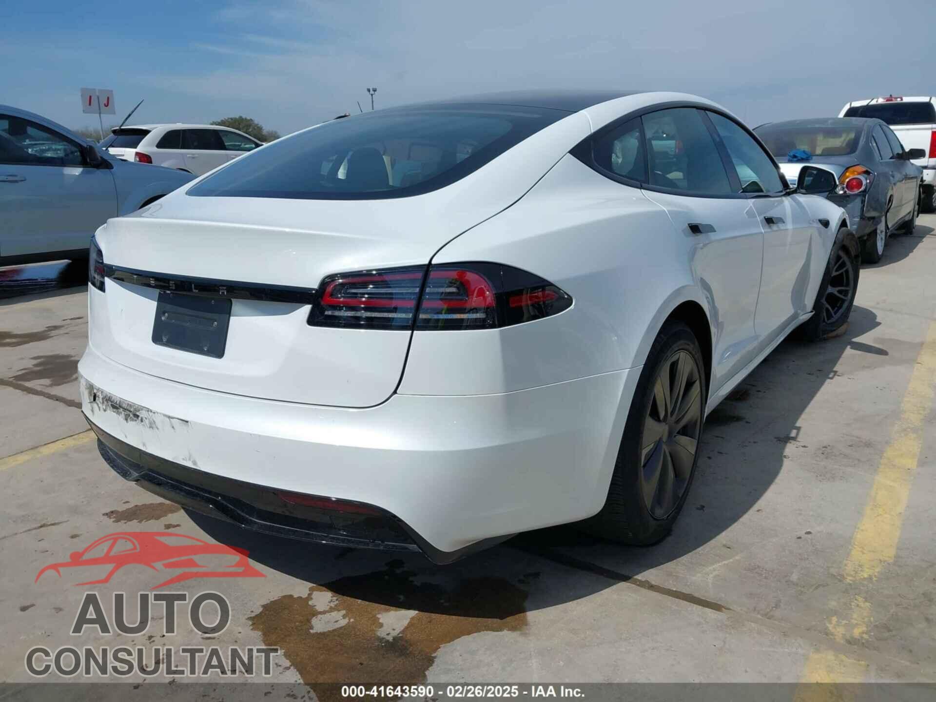 TESLA MODEL S 2024 - 5YJSA1E52RF538021