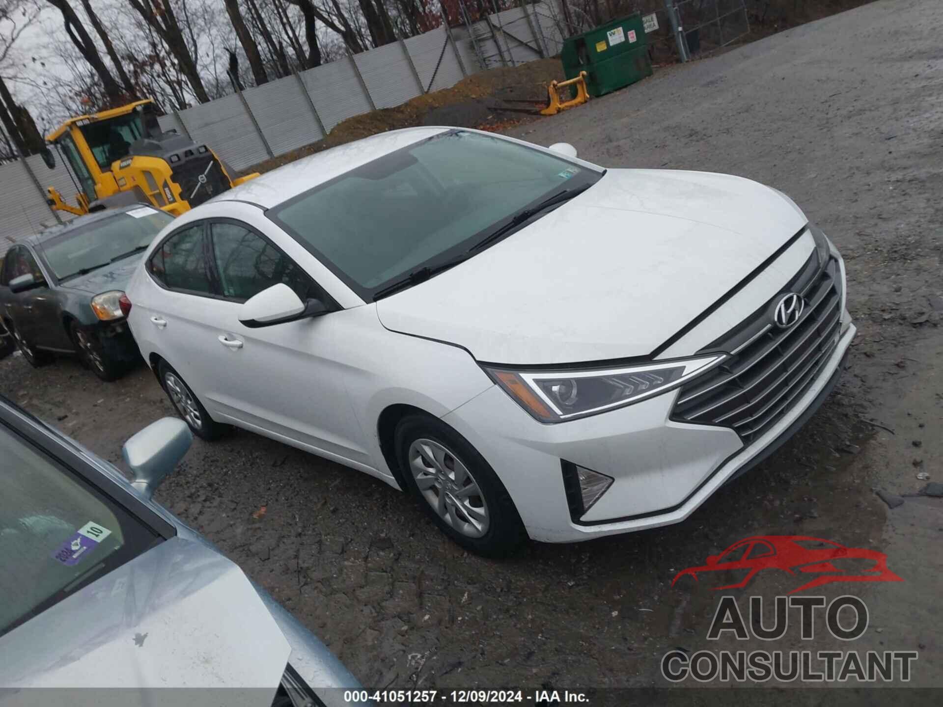 HYUNDAI ELANTRA 2019 - 5NPD74LFXKH445565