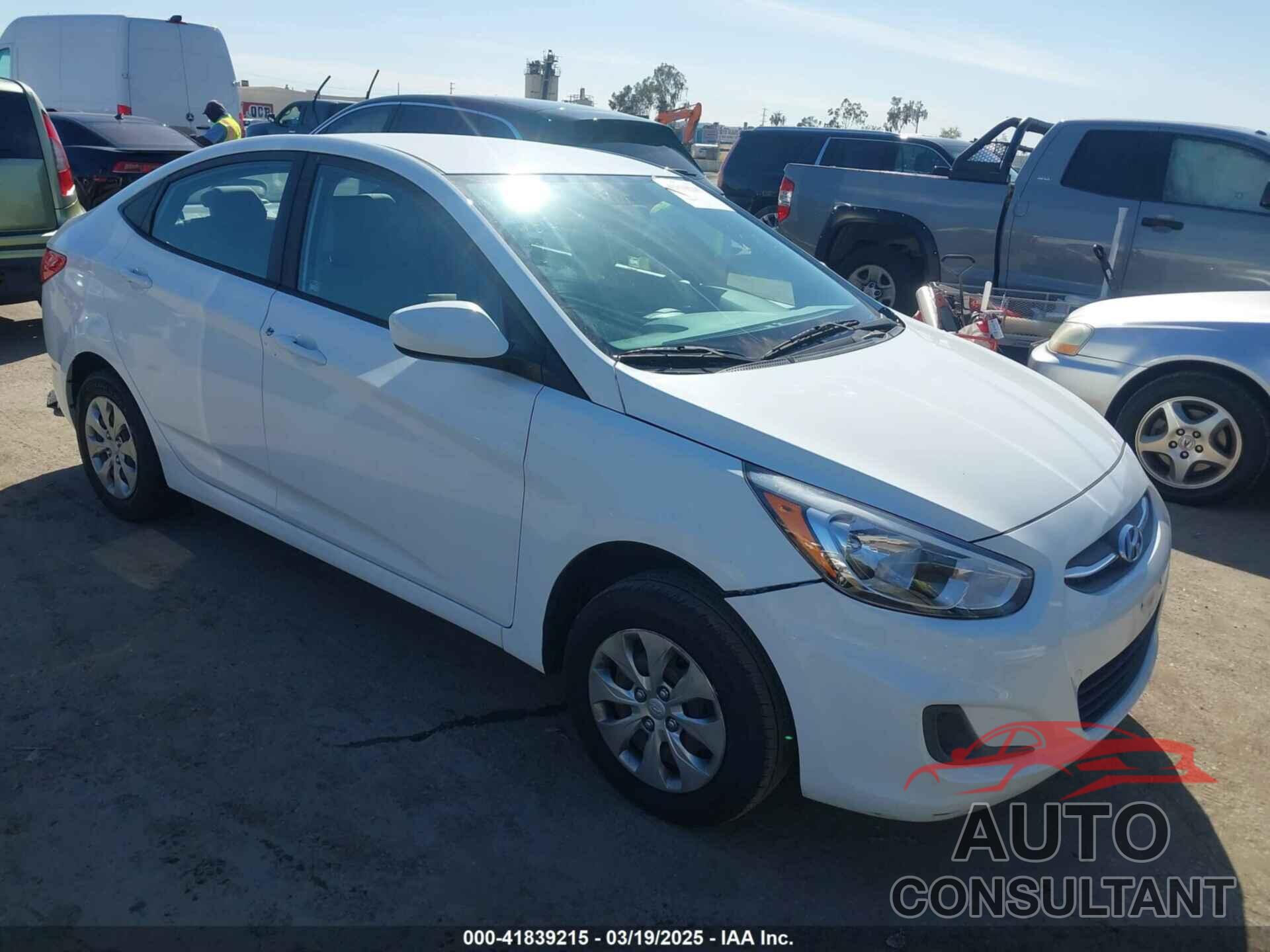 HYUNDAI ACCENT 2017 - KMHCT4AE0HU313703
