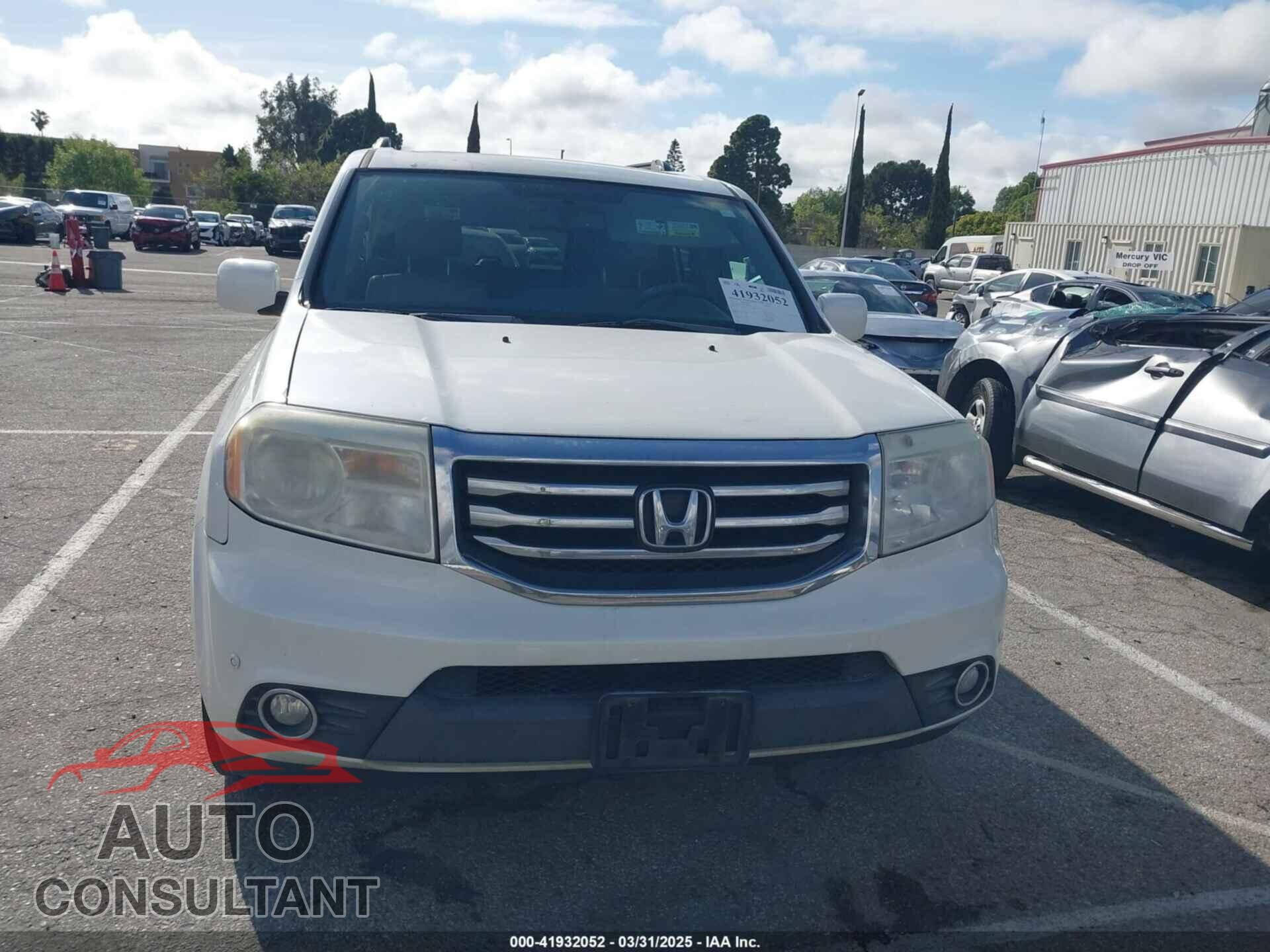 HONDA PILOT 2015 - 5FNYF3H93FB007766