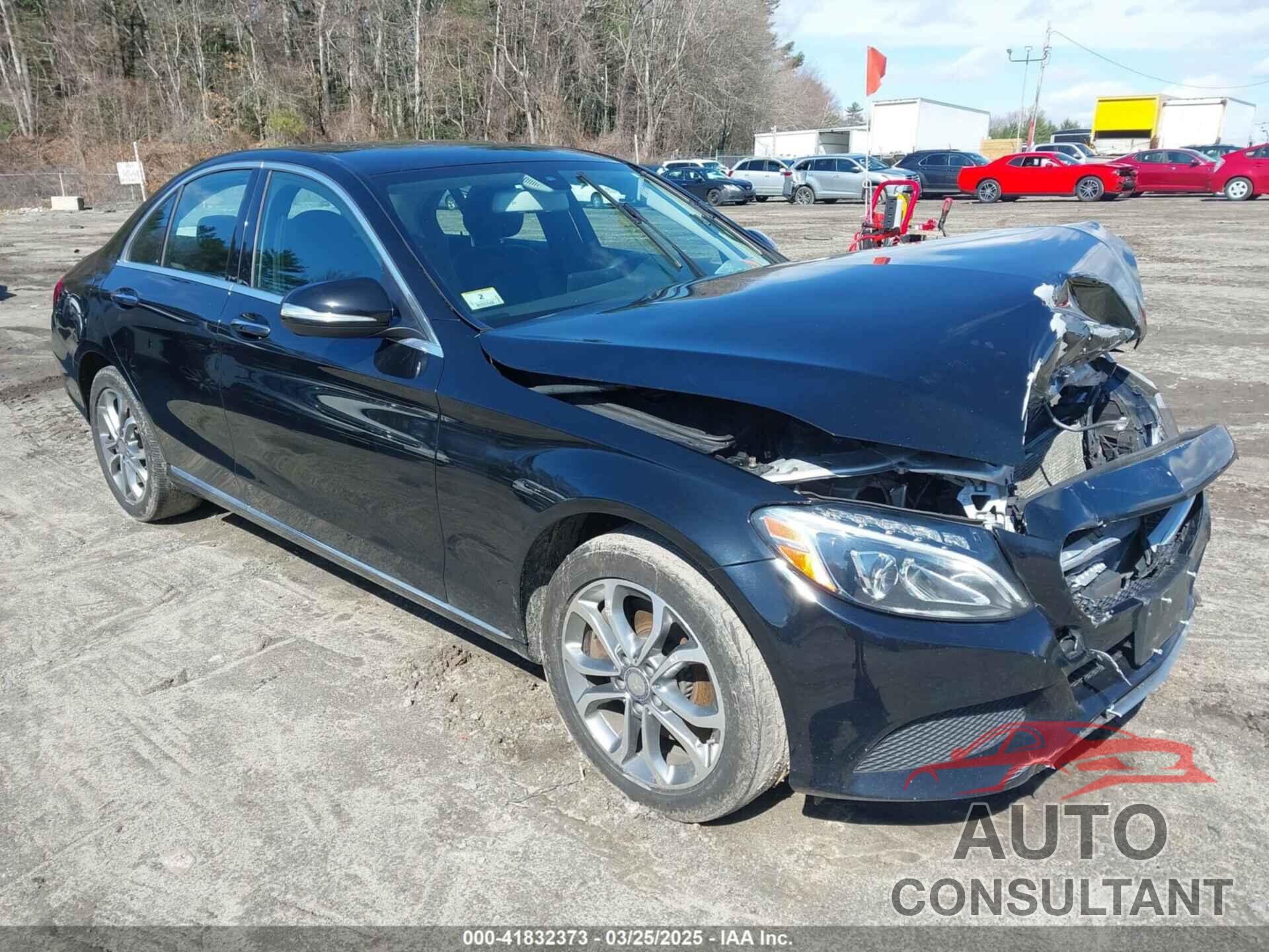 MERCEDES-BENZ C 300 2015 - 55SWF4KB7FU002464