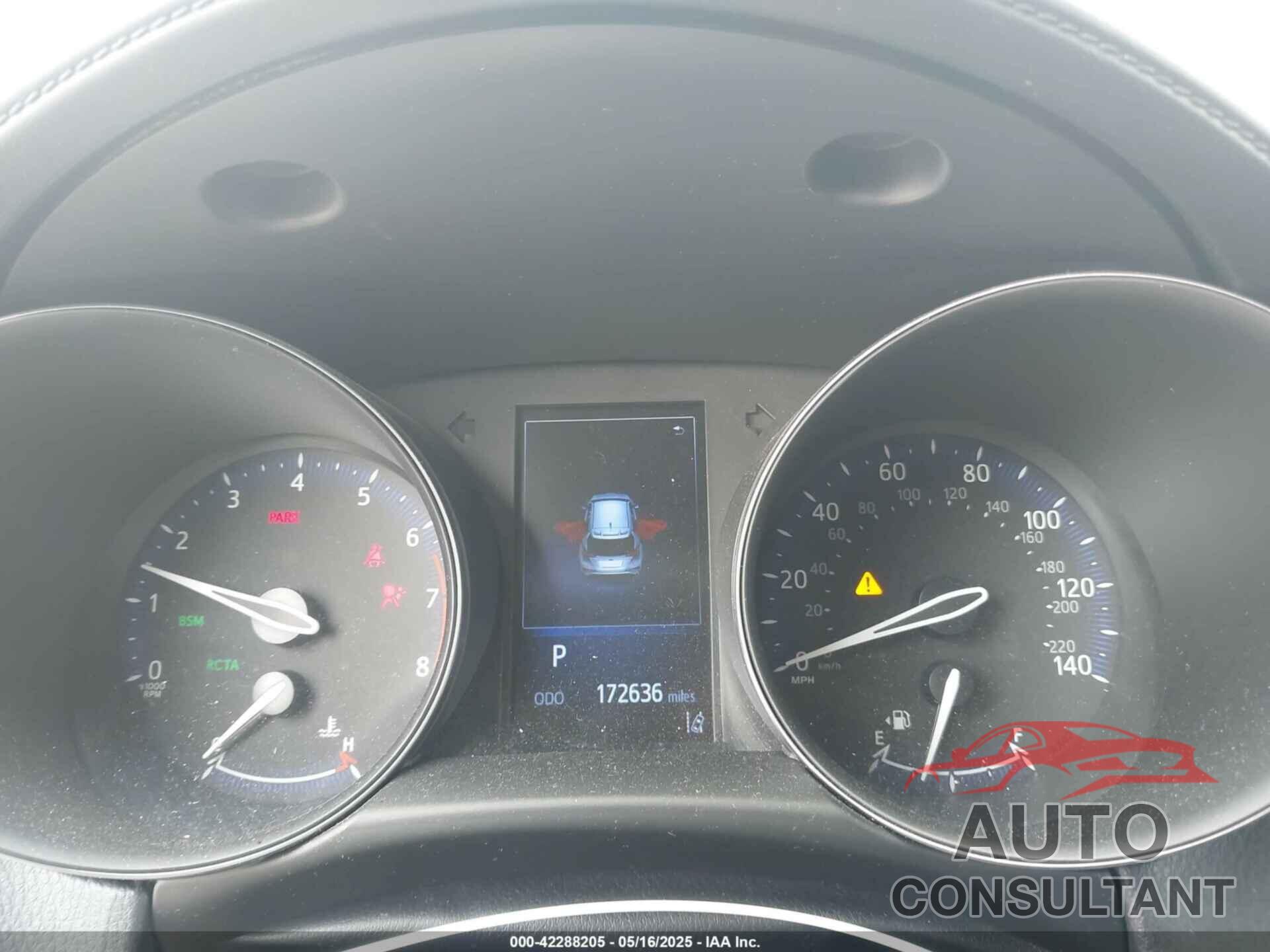 TOYOTA C-HR 2018 - NMTKHMBX5JR031048