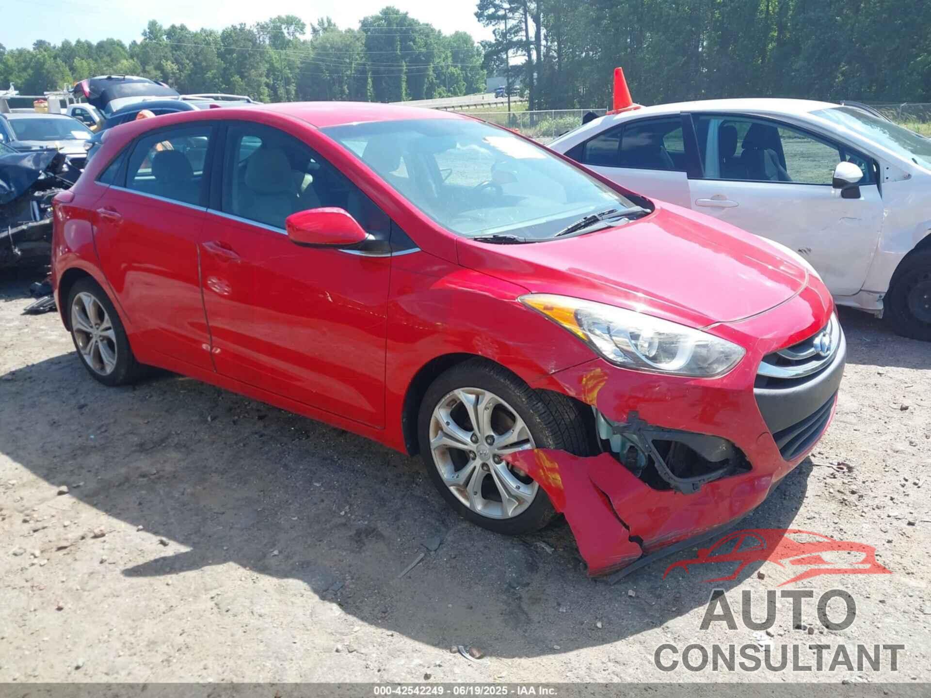 HYUNDAI ELANTRA GT 2013 - KMHD35LE1DU043544