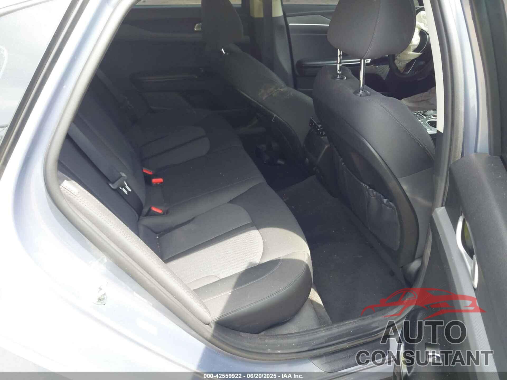 KIA K5 2023 - 5XXG14J20PG186649