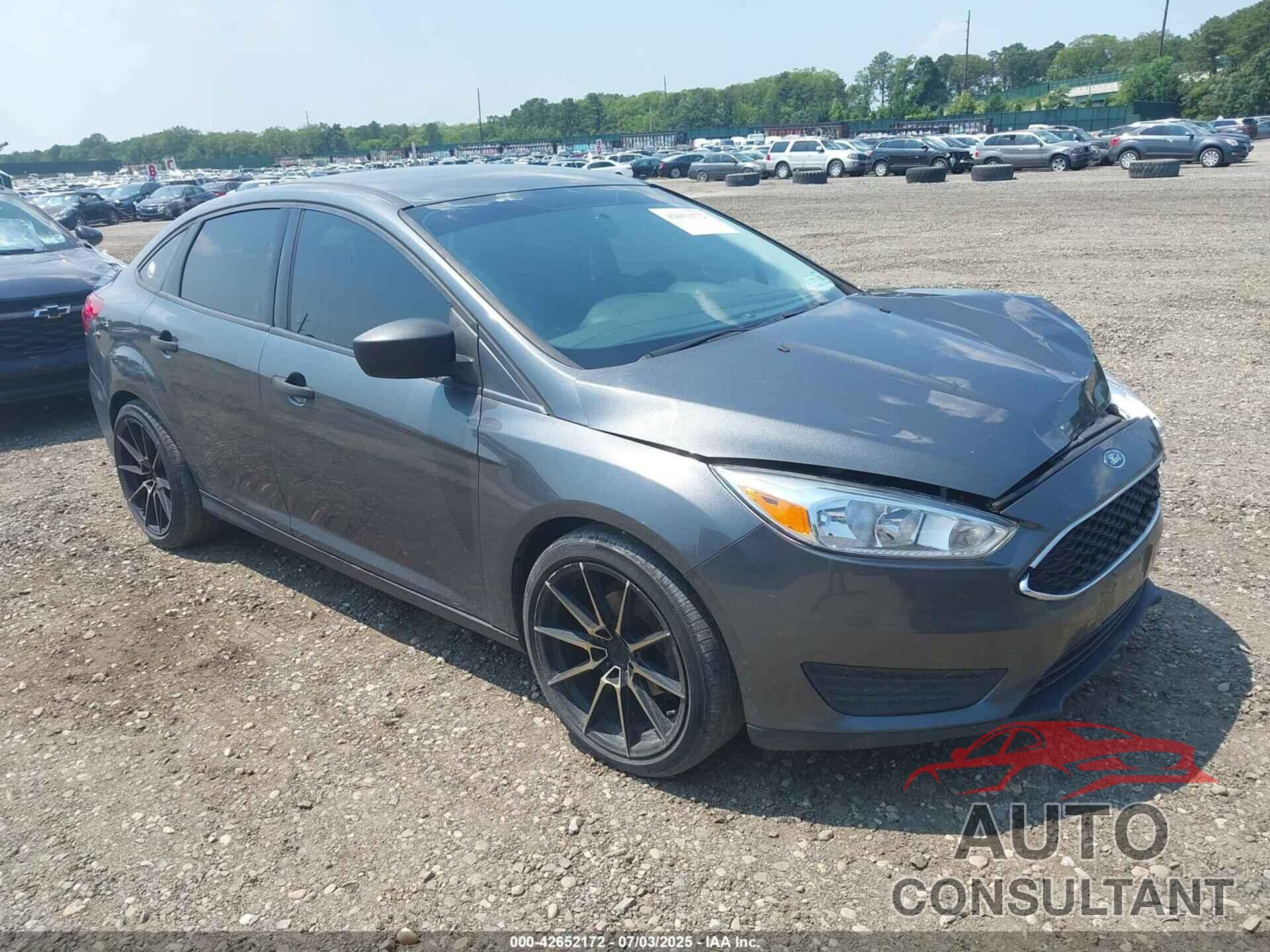 FORD FOCUS 2018 - 1FADP3E26JL275788