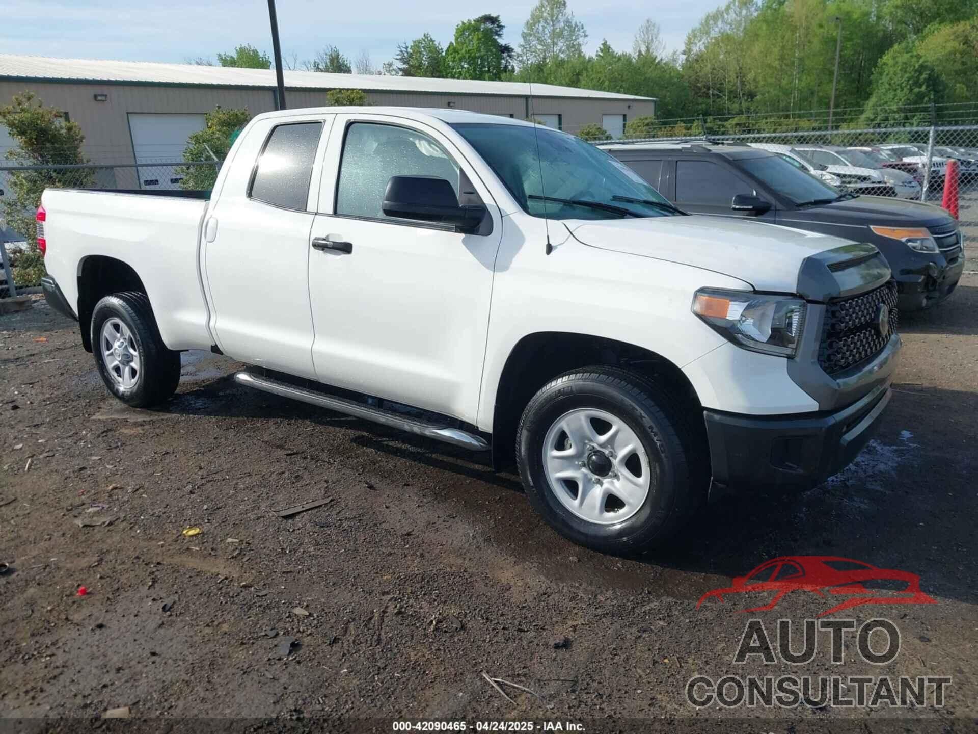 TOYOTA TUNDRA 2019 - 5TFUM5F13KX084019