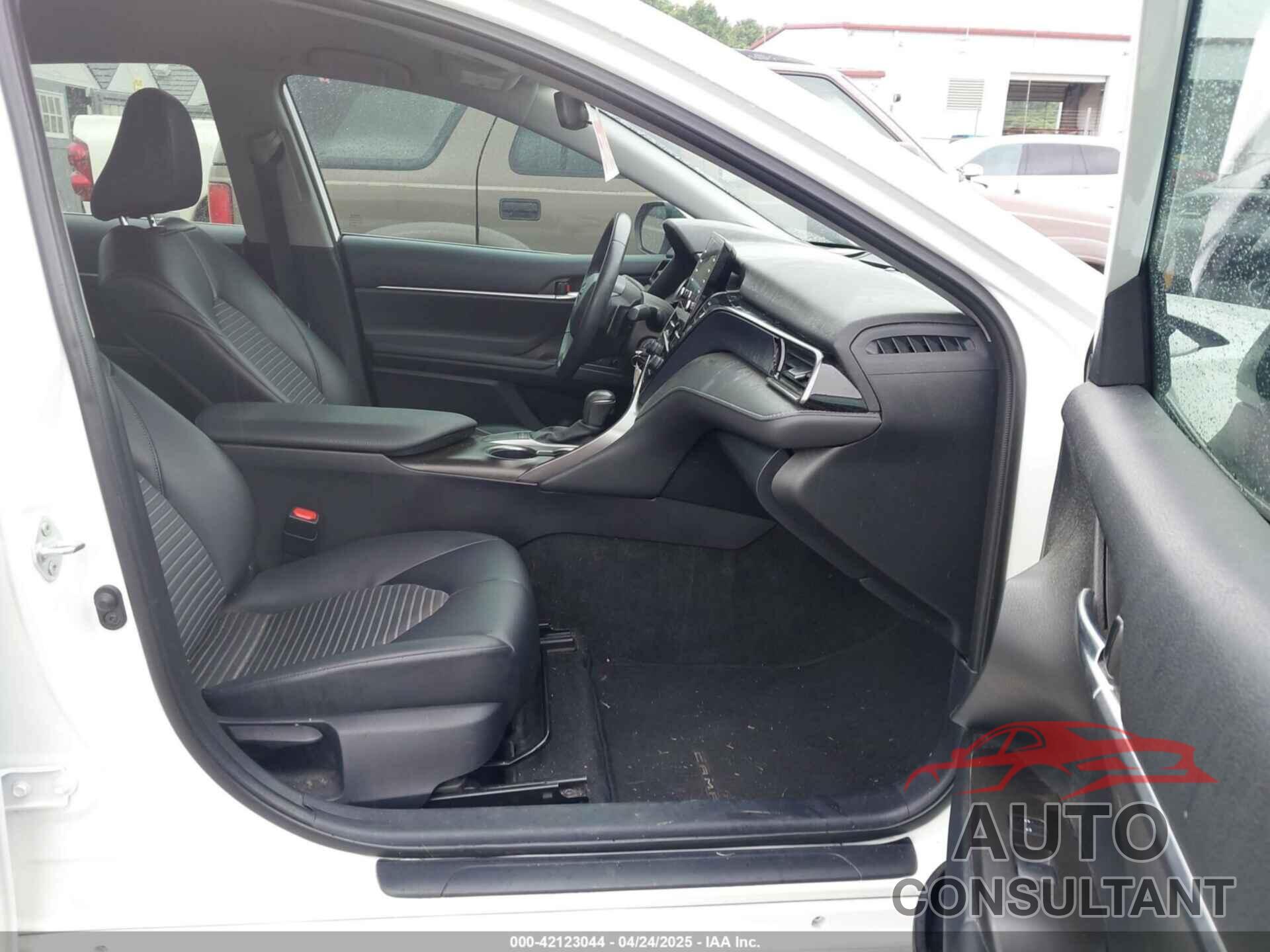 TOYOTA CAMRY 2023 - 4T1G11AK4PU738724
