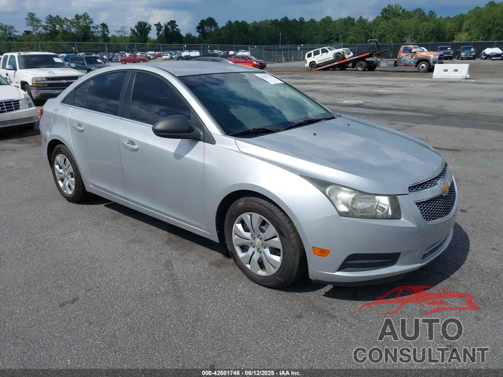 CHEVROLET CRUZE 2012 - 1G1PC5SH7C7244013