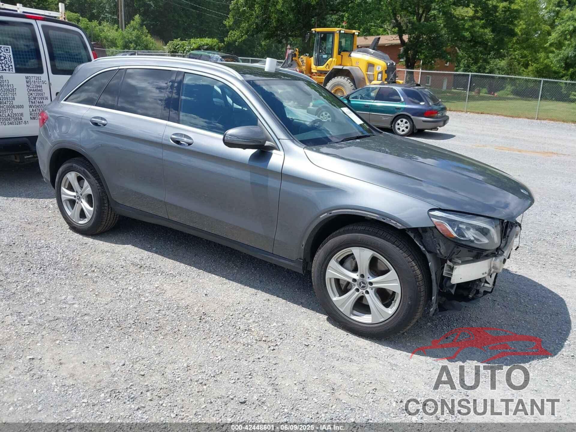 MERCEDES-BENZ GLC 300 2018 - WDC0G4KB3JV032831