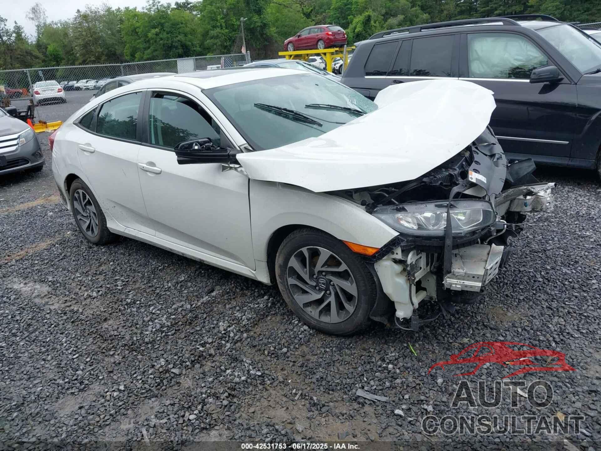 HONDA CIVIC 2018 - 2HGFC2F77JH528439