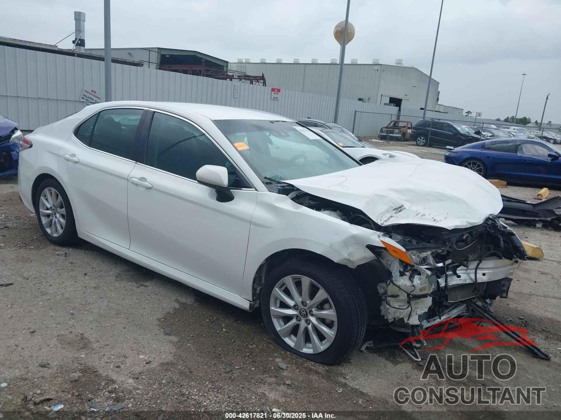 TOYOTA CAMRY 2018 - 4T1B11HKXJU594443