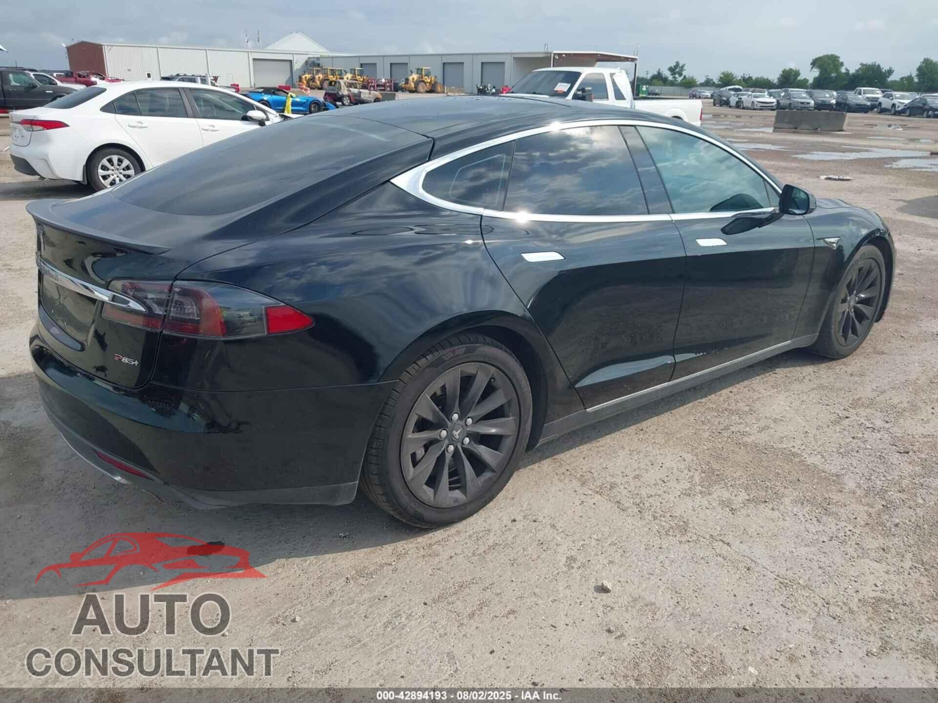 TESLA MODEL S 2013 - 5YJSA1DP5DFP11140