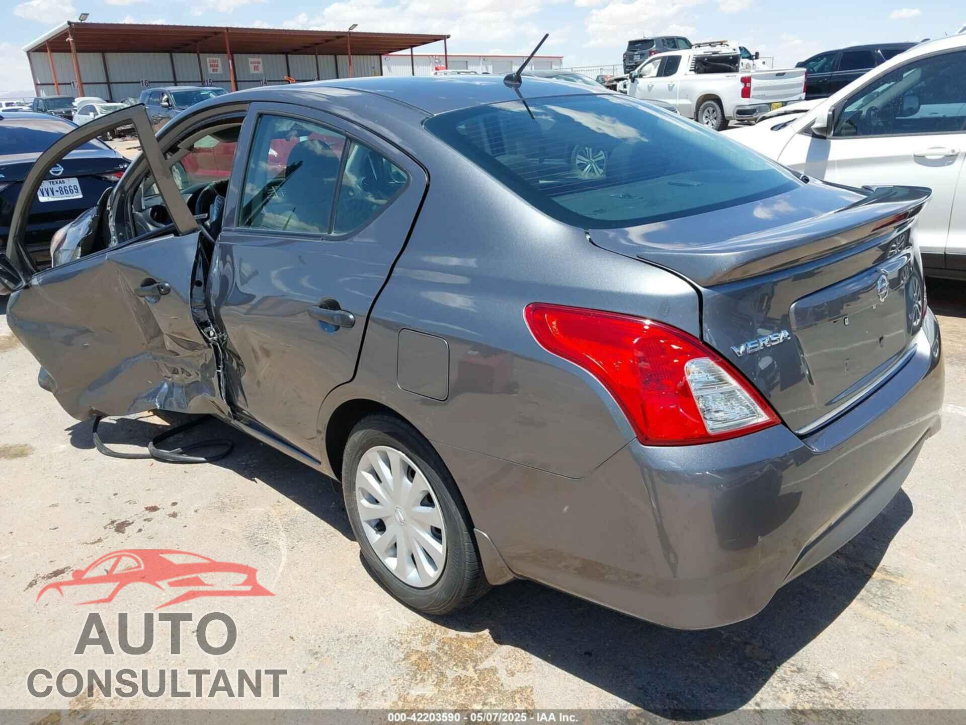 NISSAN VERSA 2019 - 3N1CN7AP4KL817841