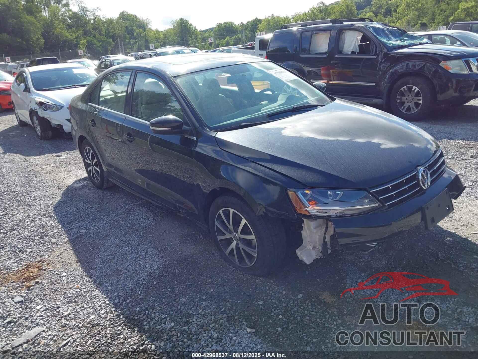 VOLKSWAGEN JETTA 2018 - 3VWDB7AJ9JM222950