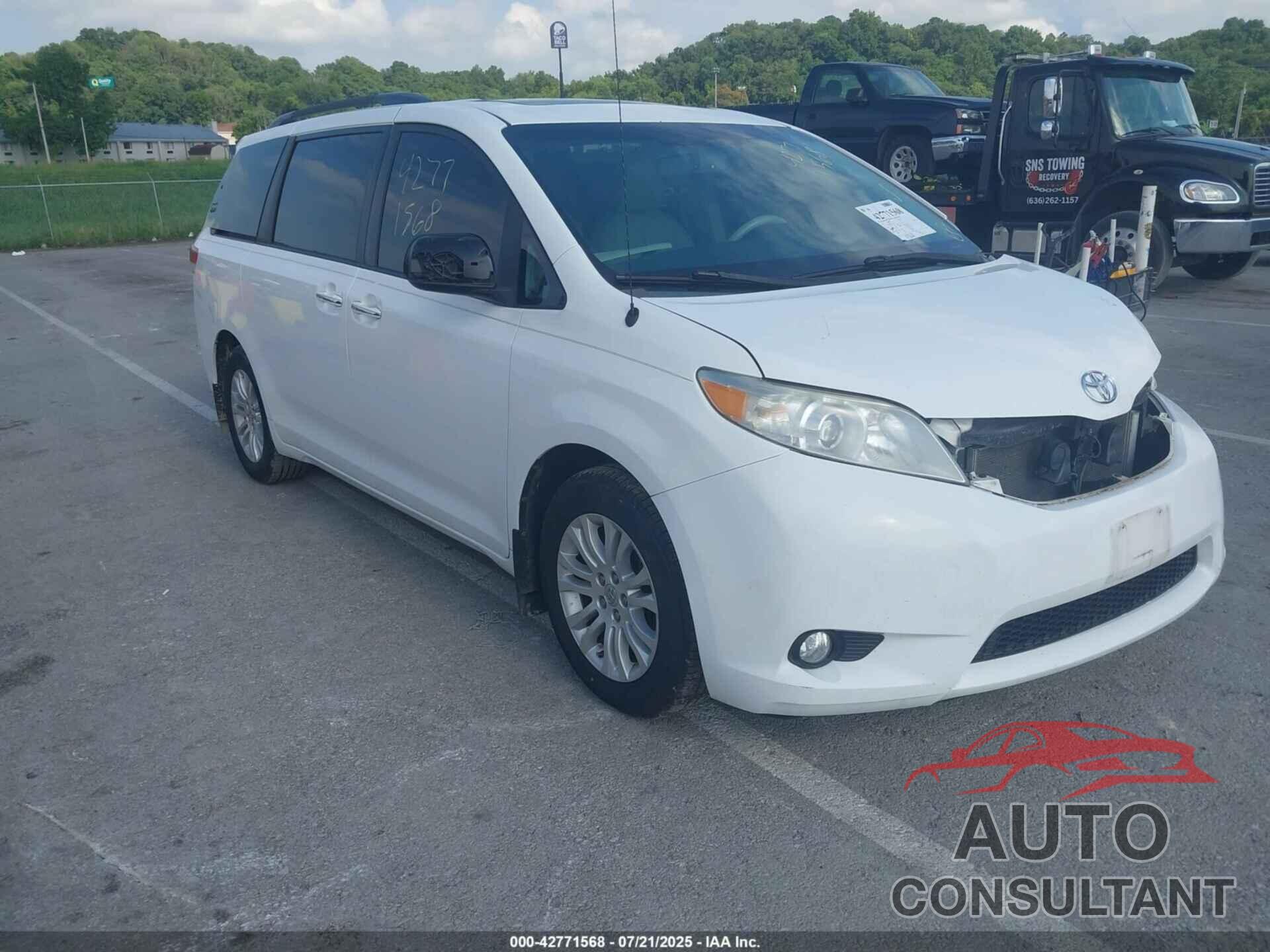 TOYOTA SIENNA 2014 - 5TDYK3DC1ES526760