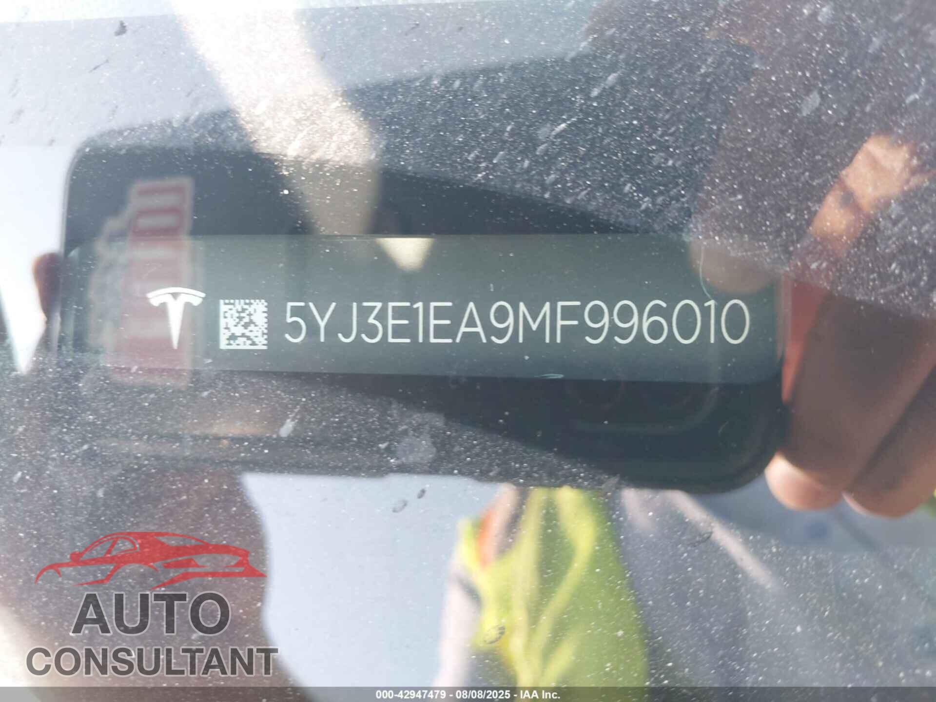 TESLA MODEL 3 2021 - 5YJ3E1EA9MF996010