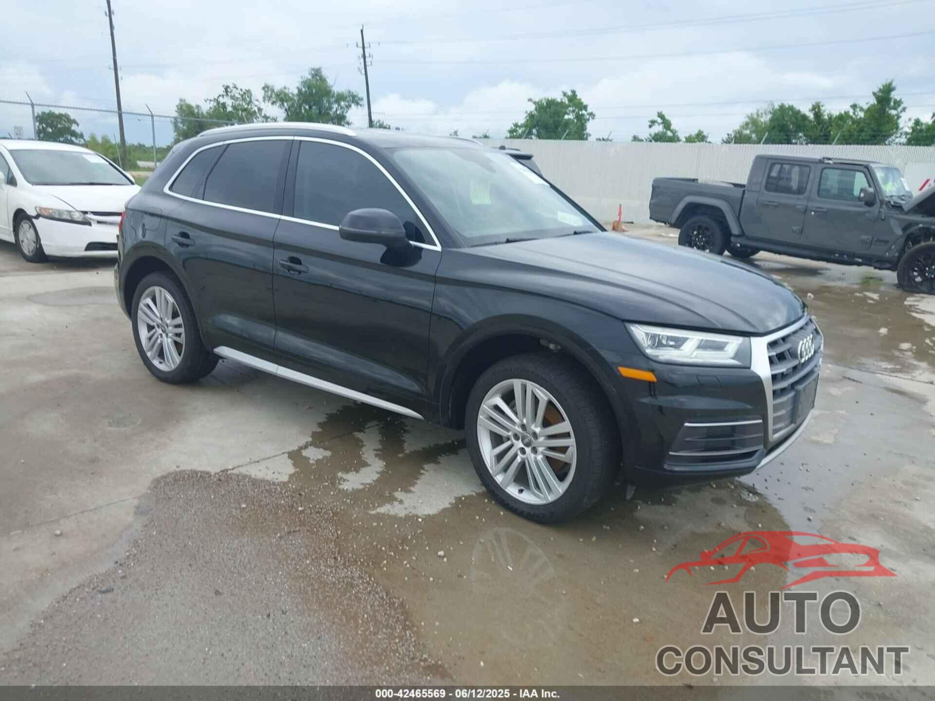 AUDI Q5 2018 - WA1BNAFY6J2059518