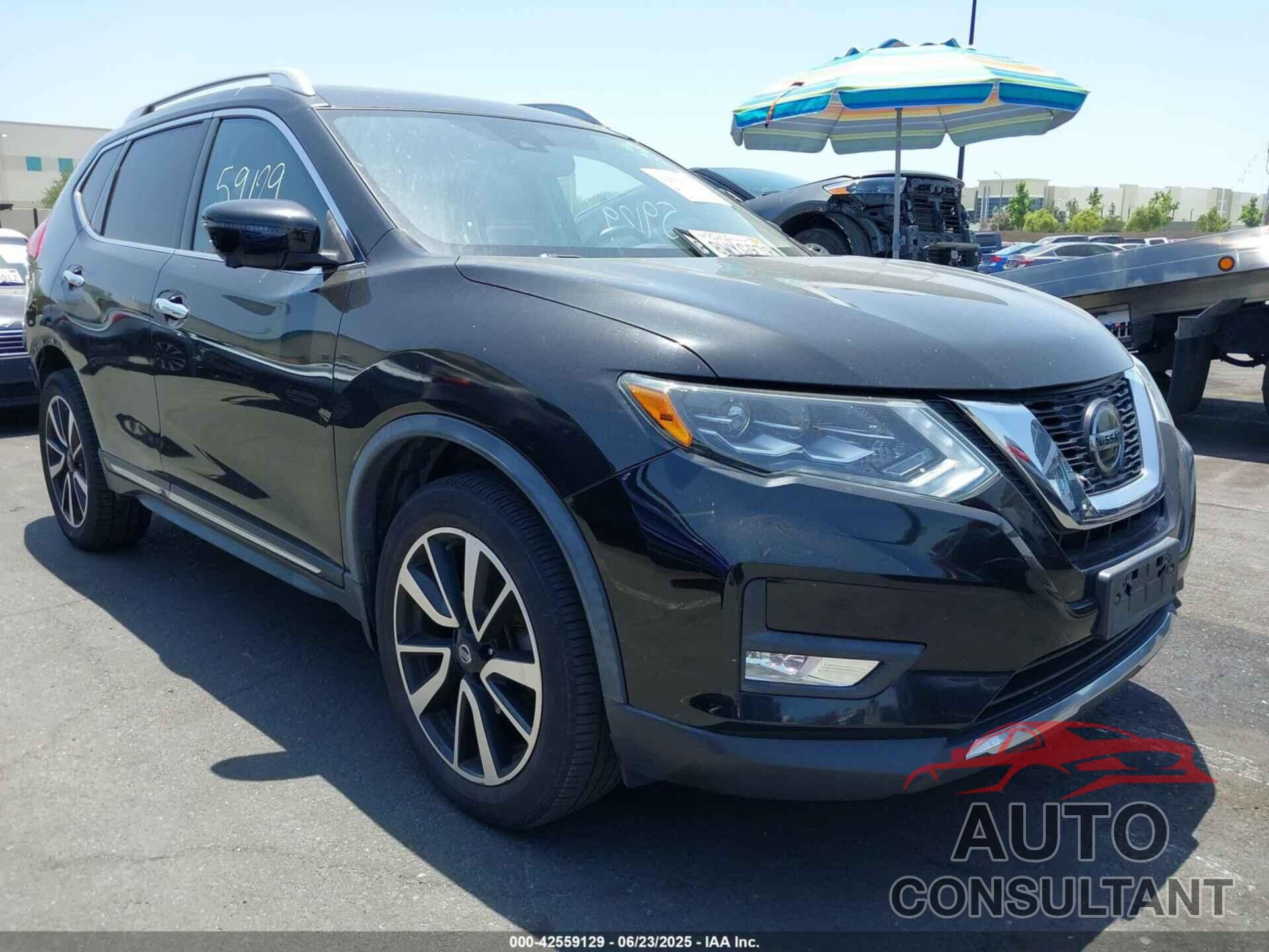 NISSAN ROGUE 2018 - JN8AT2MV6JW327096