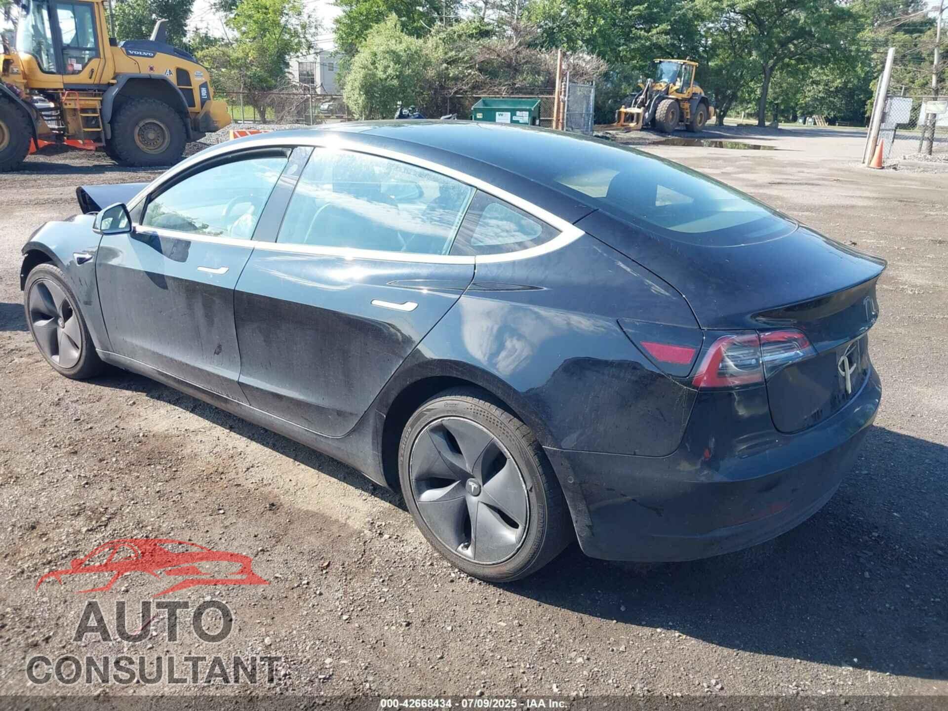 TESLA MODEL 3 2018 - 5YJ3E1EB9JF070713