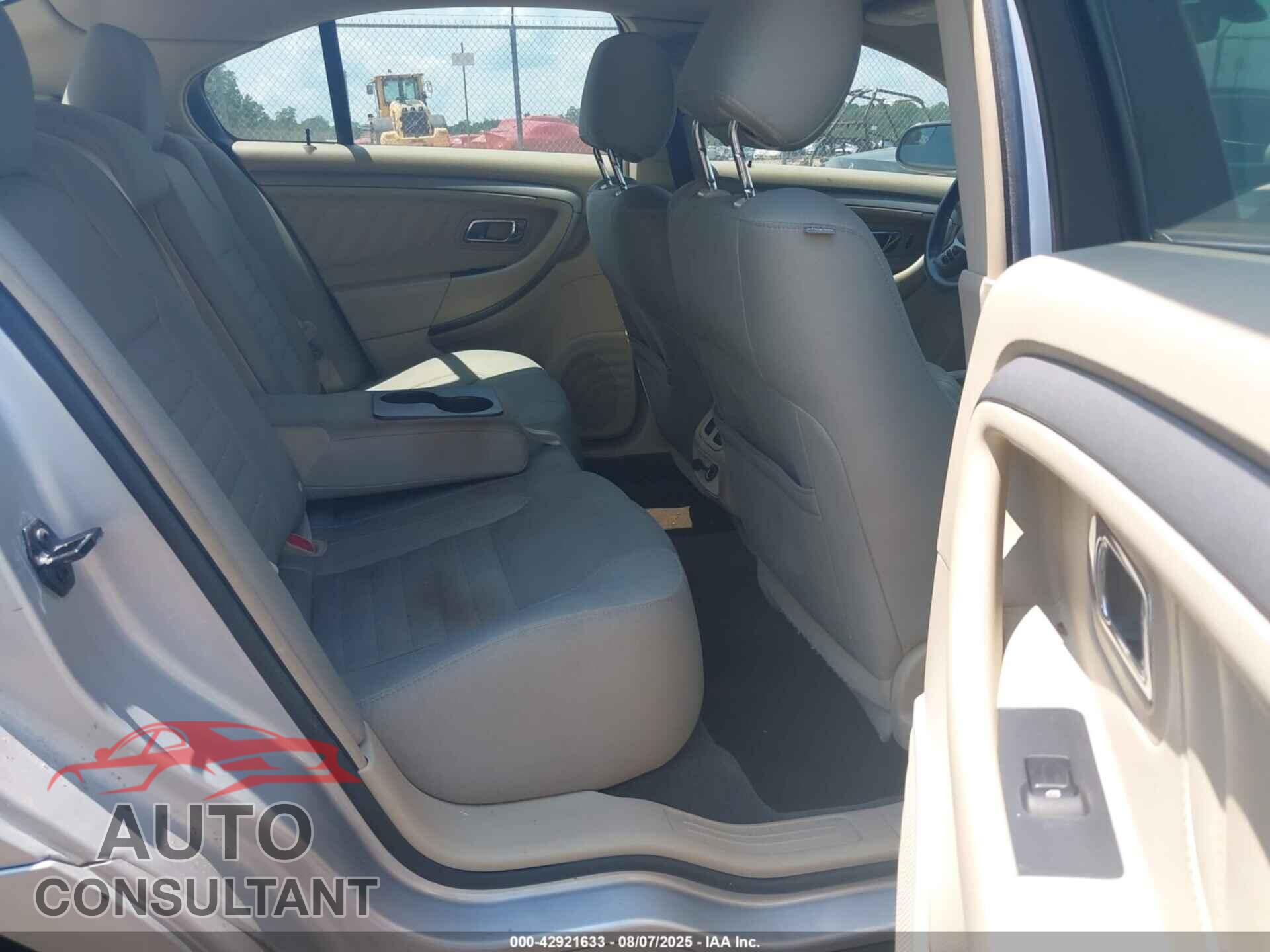 FORD TAURUS 2014 - 1FAHP2D85EG115935
