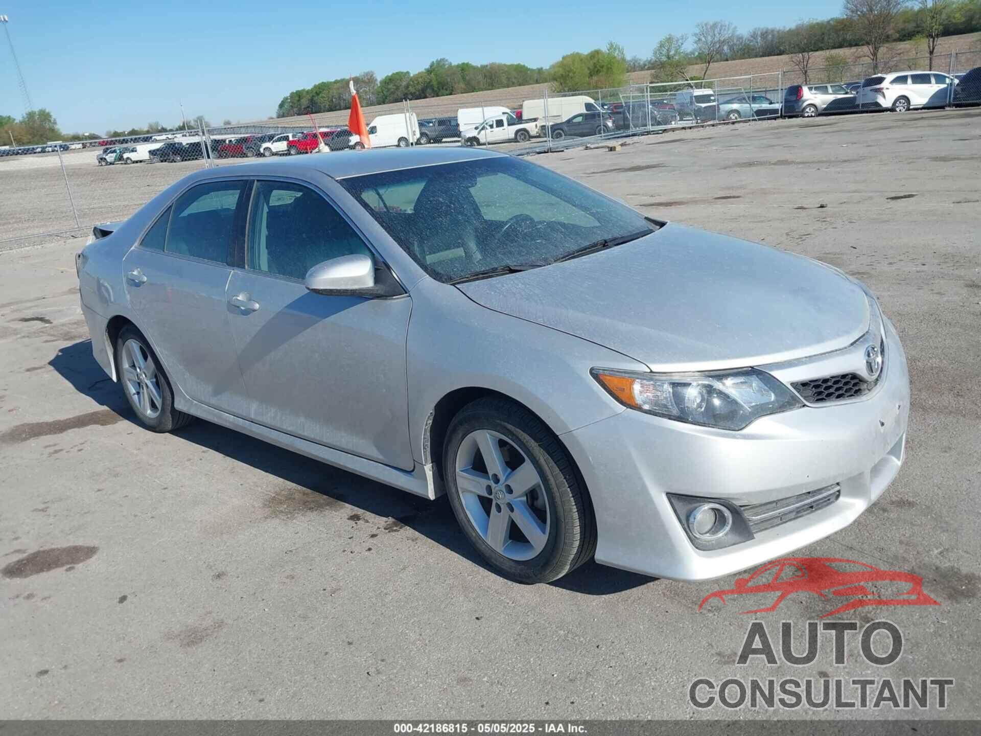 TOYOTA CAMRY 2014 - 4T1BF1FK2EU435488