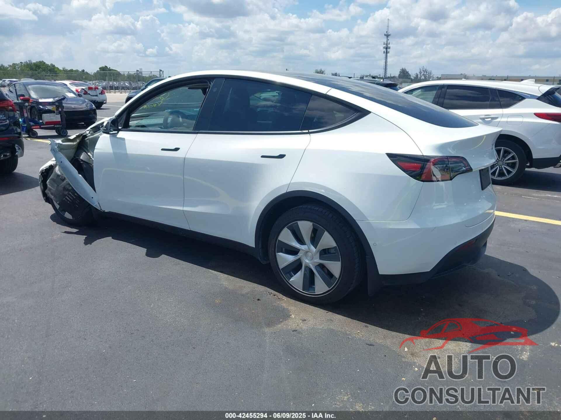 TESLA MODEL Y 2022 - 7SAYGDEEXNF357160