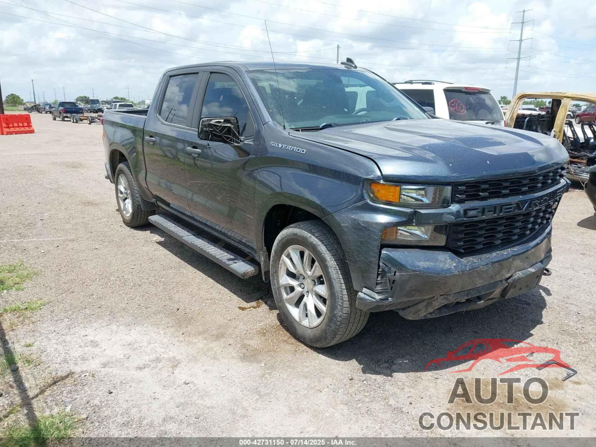 CHEVROLET SILVERADO 1500 2021 - 1GCPWBEK5MZ295763