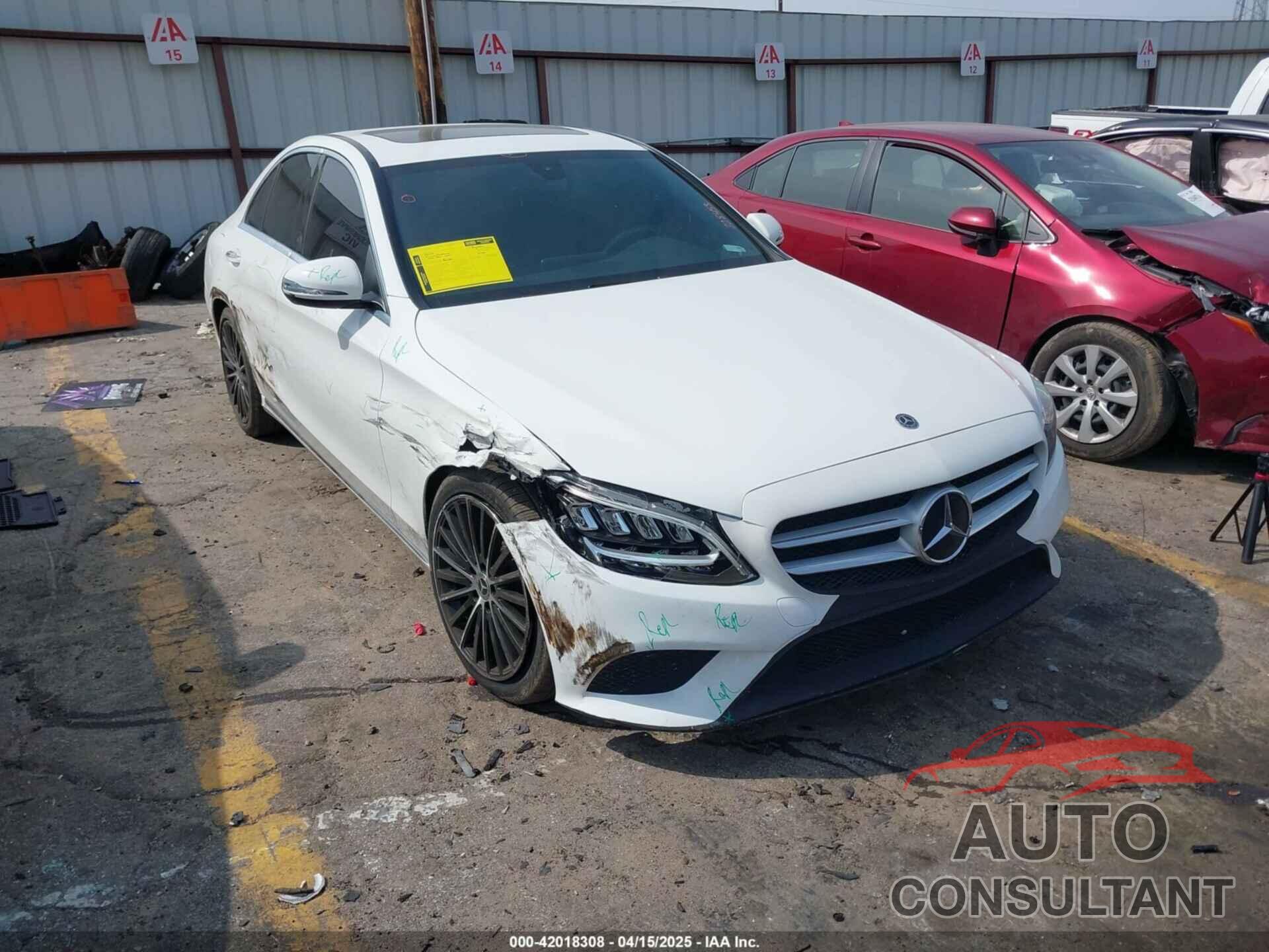 MERCEDES-BENZ C 300 2019 - 55SWF8DB0KU308453