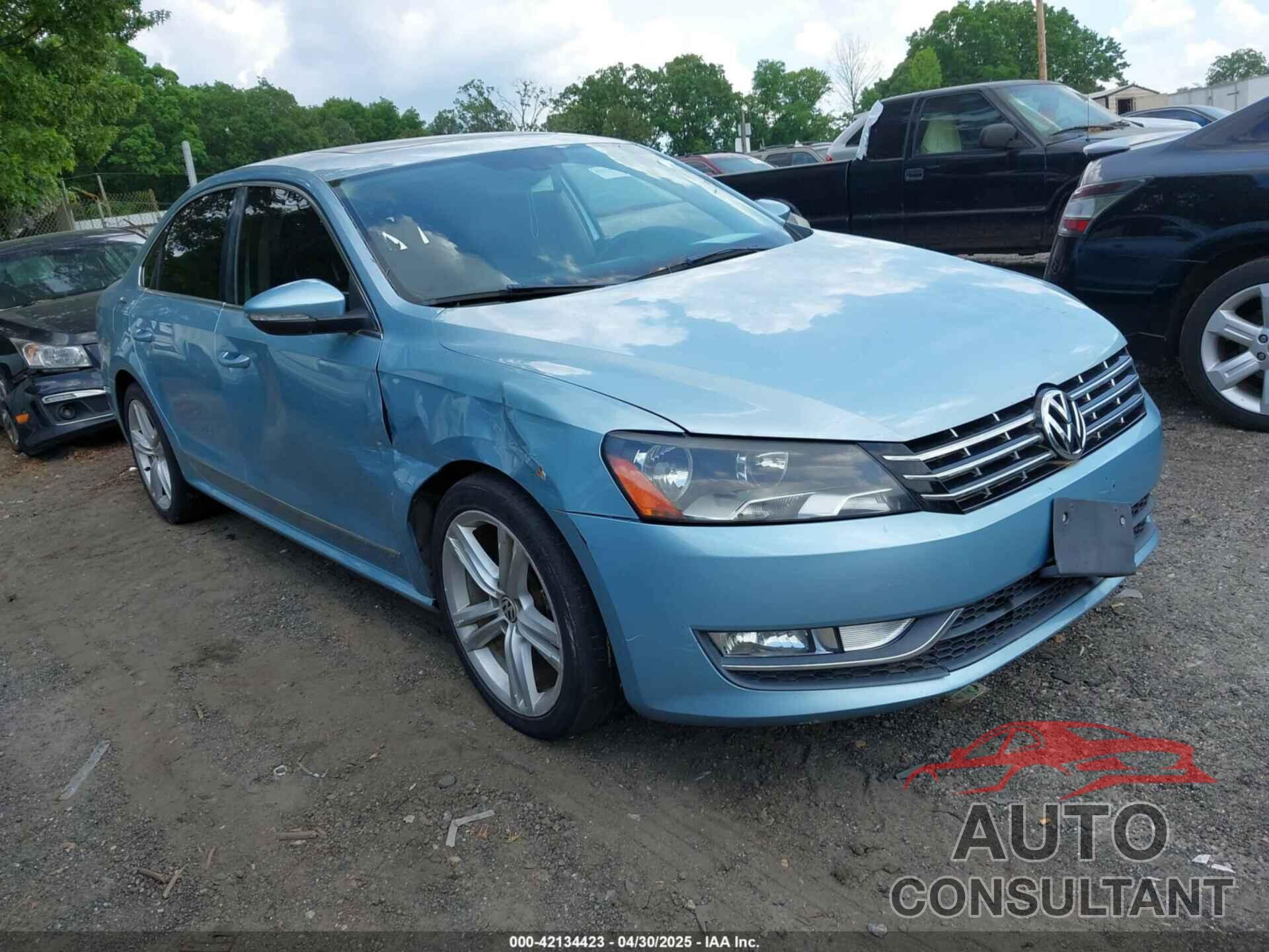 VOLKSWAGEN PASSAT 2012 - 1VWCM7A39CC014031